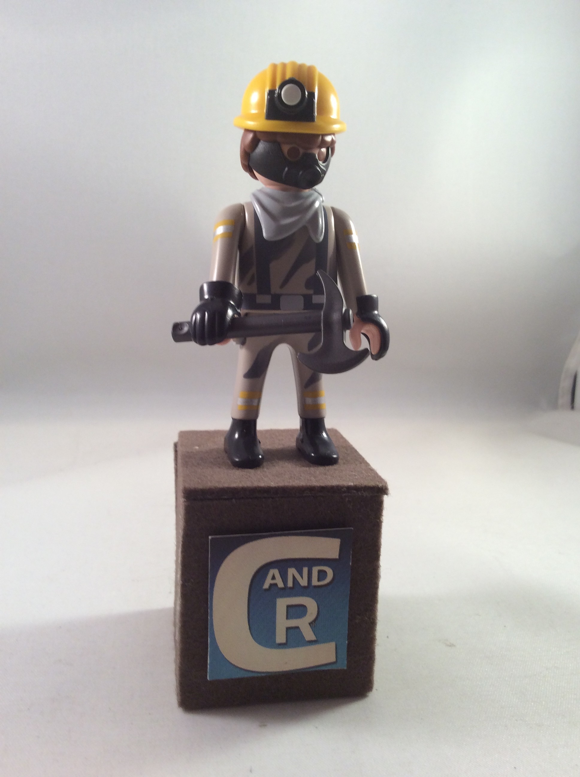 FIGURA MINERO SERIE 5