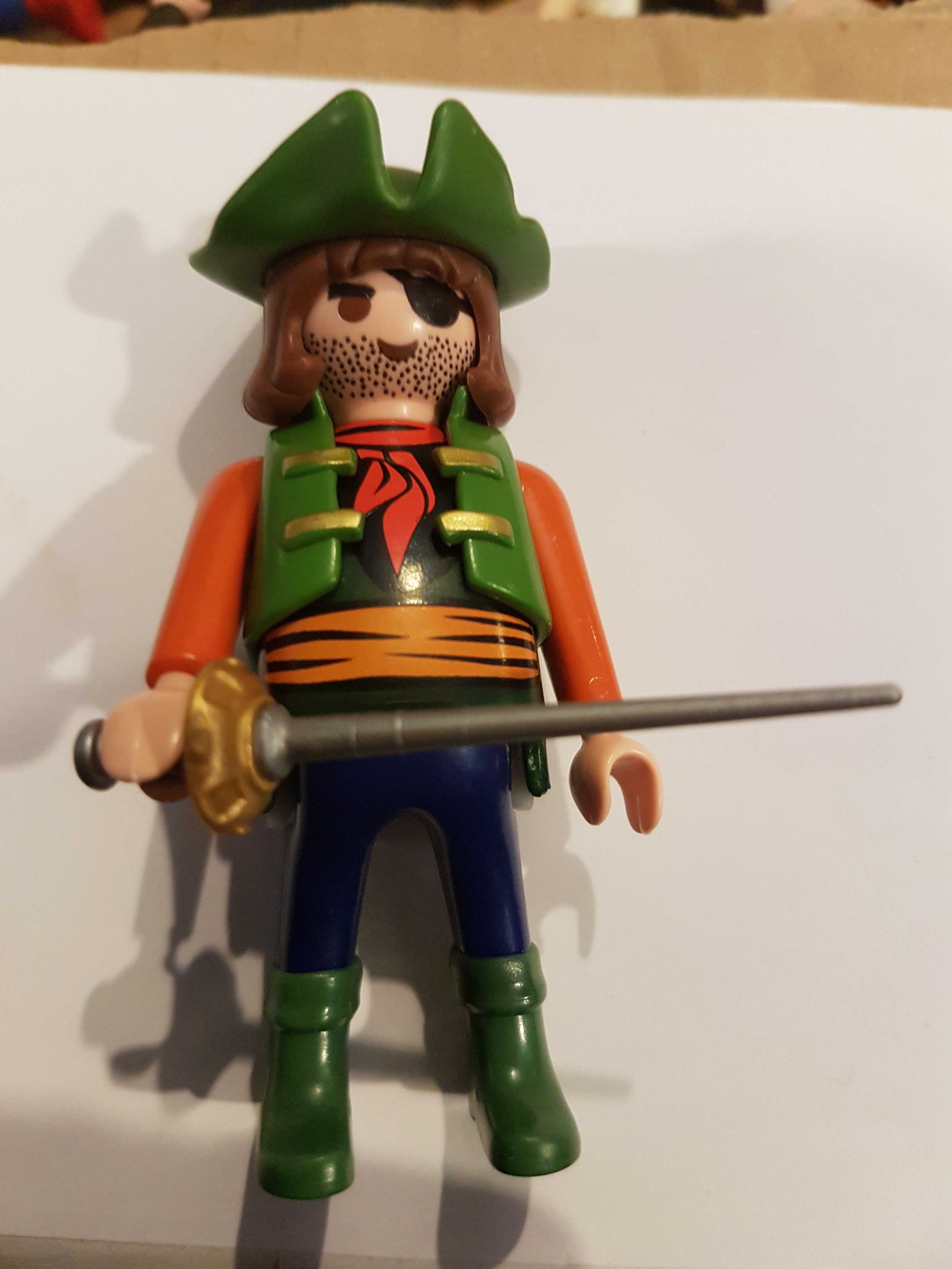 PLAYMOBIL PIRATA CON SABLE