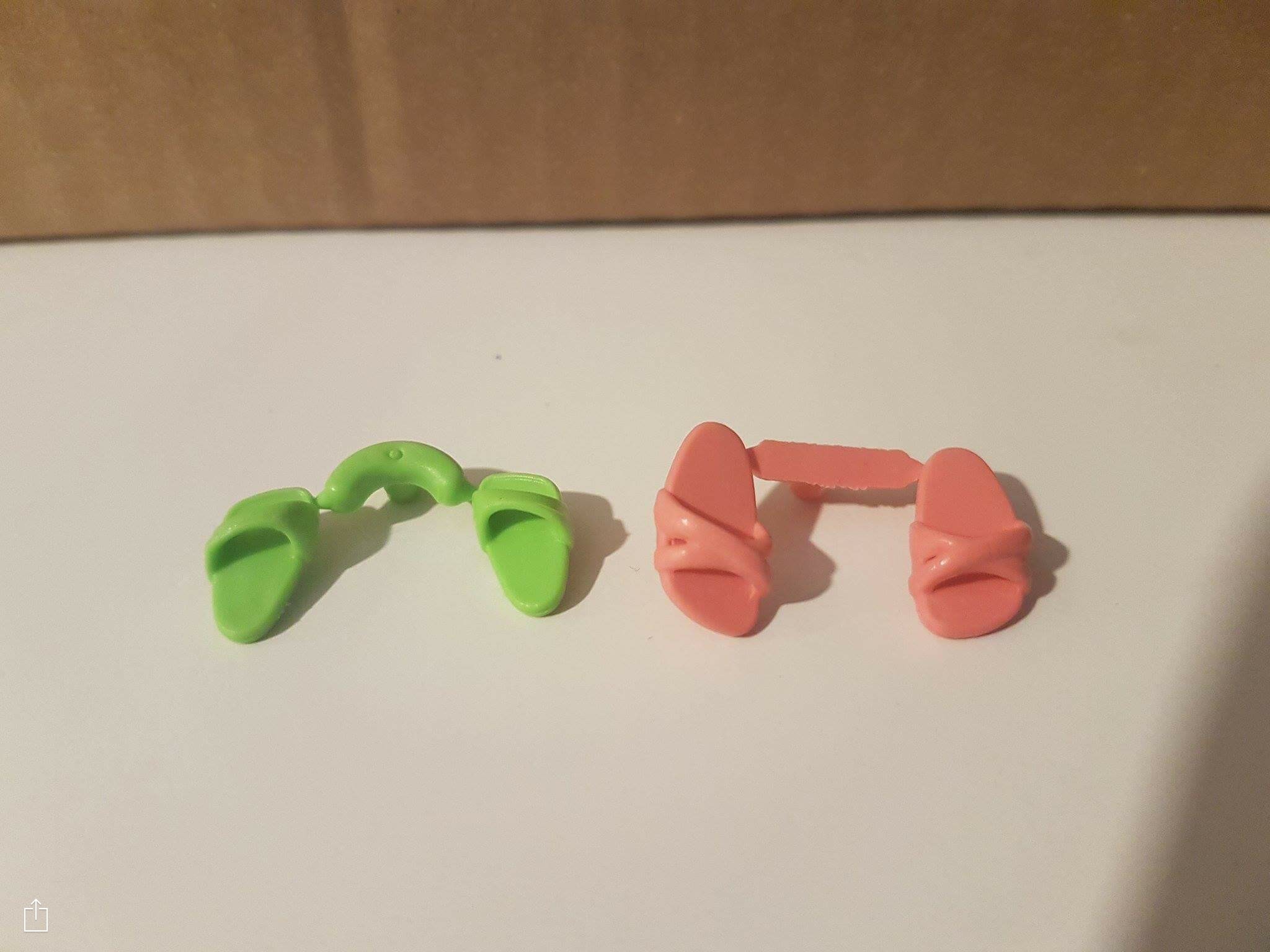 PLAYMOBL CHANCLAS PARA MUJER Y NIÑA