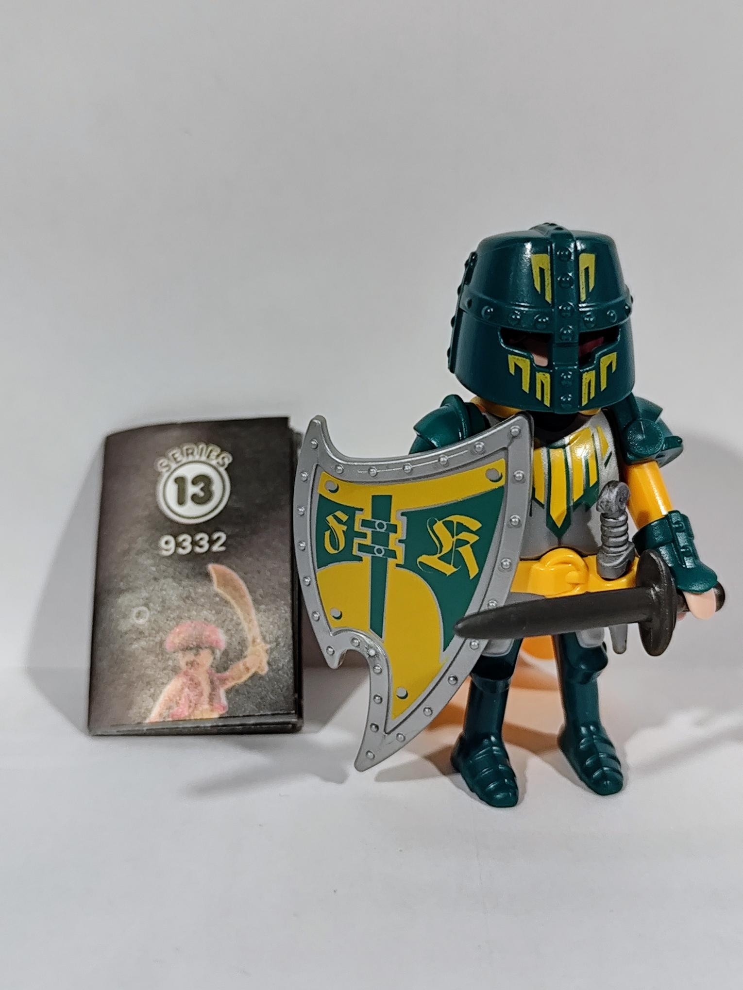 PLAYMOBIL GUERRERO MEDIEVAL SERIE 13