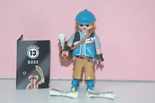 PLAYMOBIL REPARTIDOR DE PERIODICOS SERIE 13