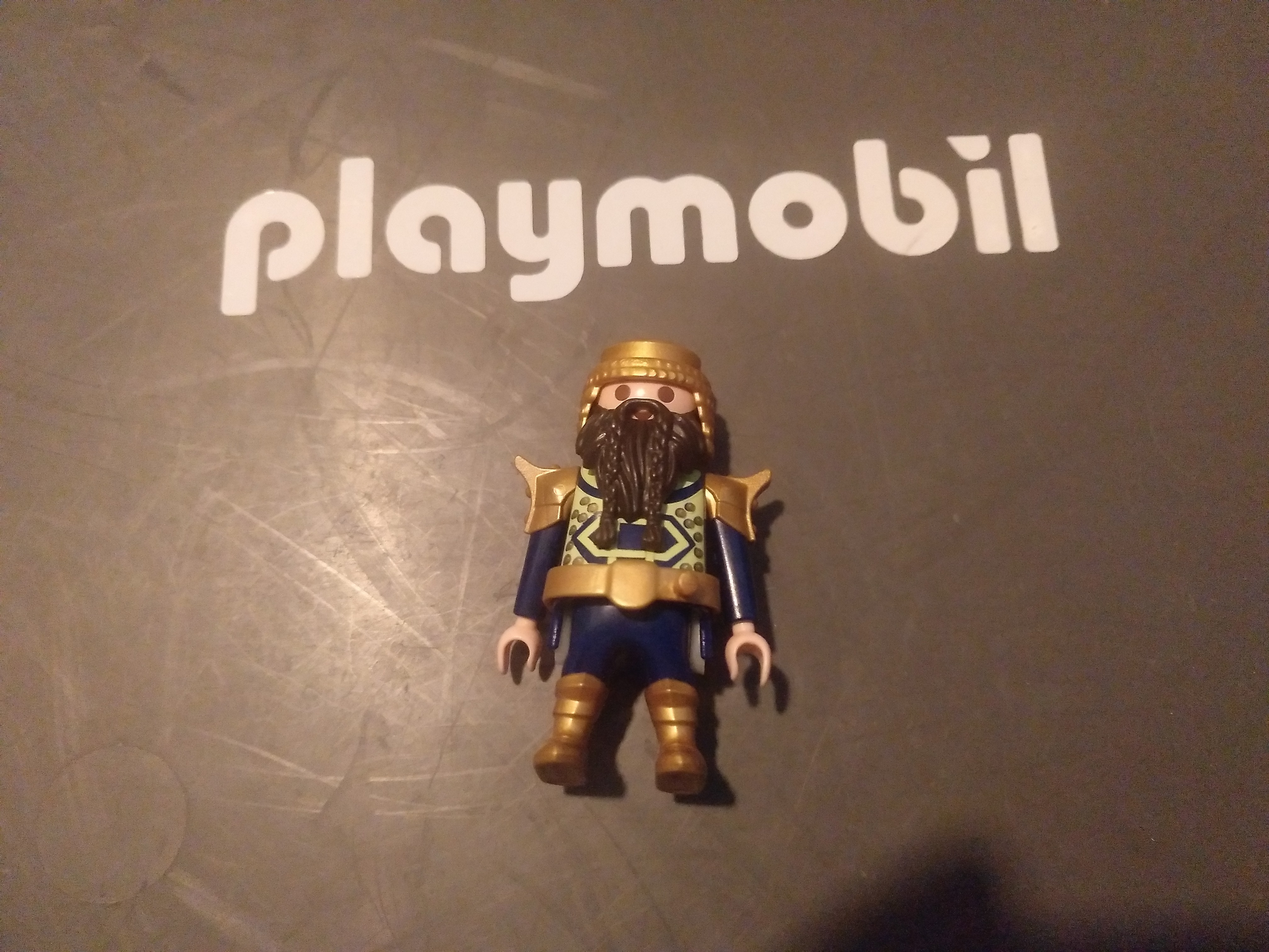 PLAYMOBIL FIGURA ENANO 9