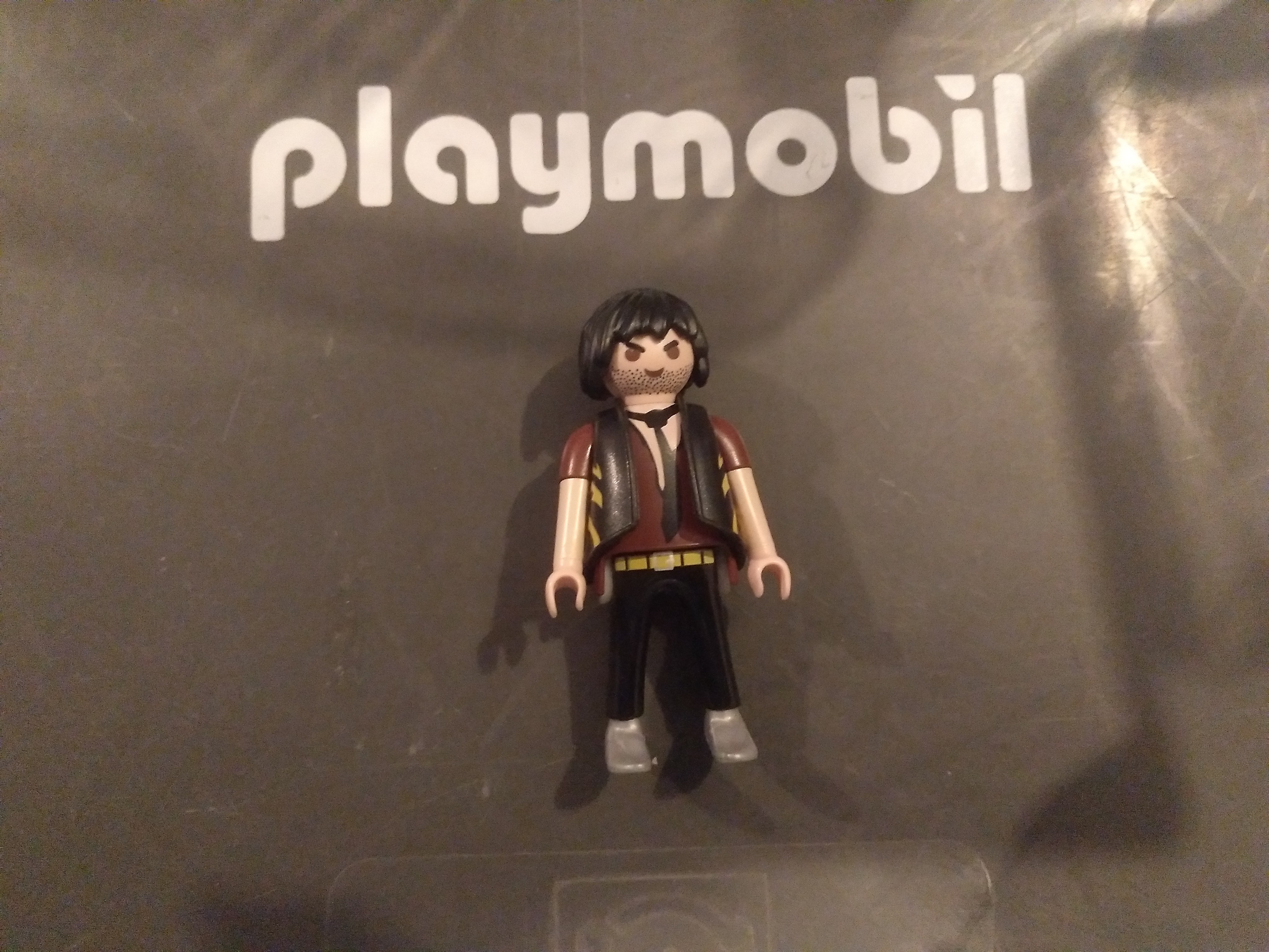 PLAYMOBIL FIGURA HOMBRE MODERNO SERIE POLICIAS