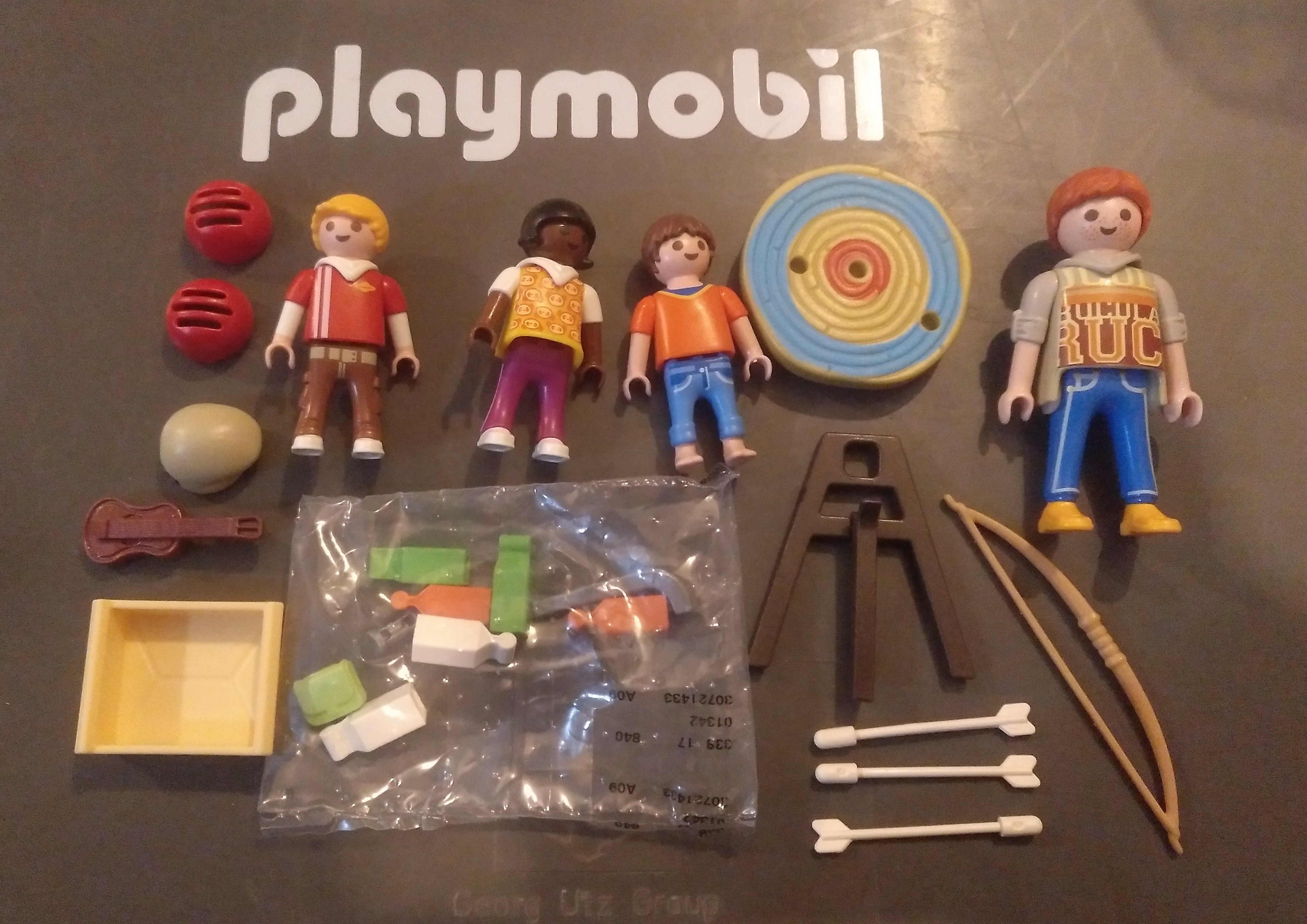 PLAYMOBIL PROFESOR DE TIRO CON ARCO CON DIANA Y NIÑOS EN BOLSA CERRADA