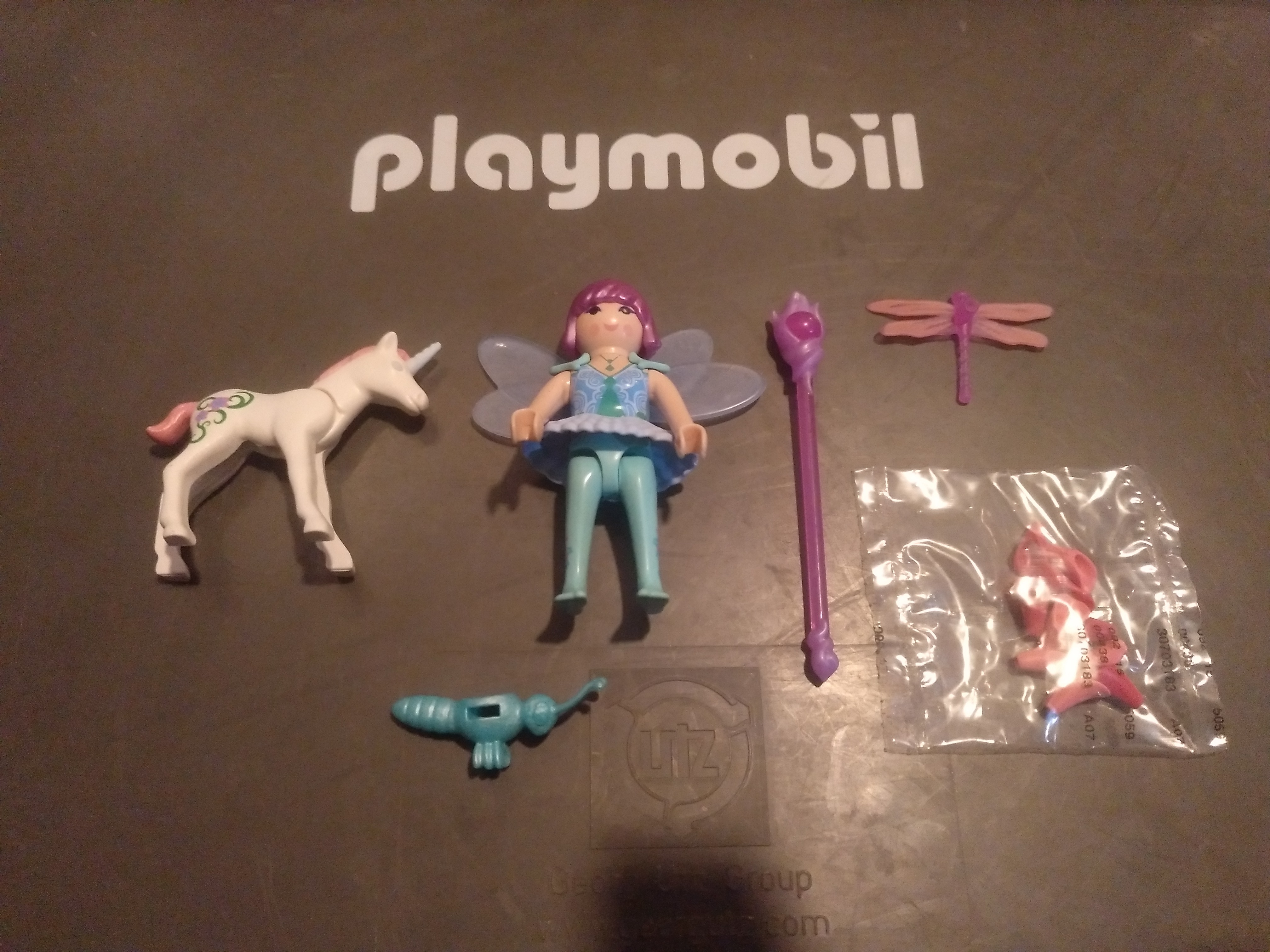 PLAYMOBIL HADA CON PEQUEÑO UNICORNIO EN BOLSA CERRADA