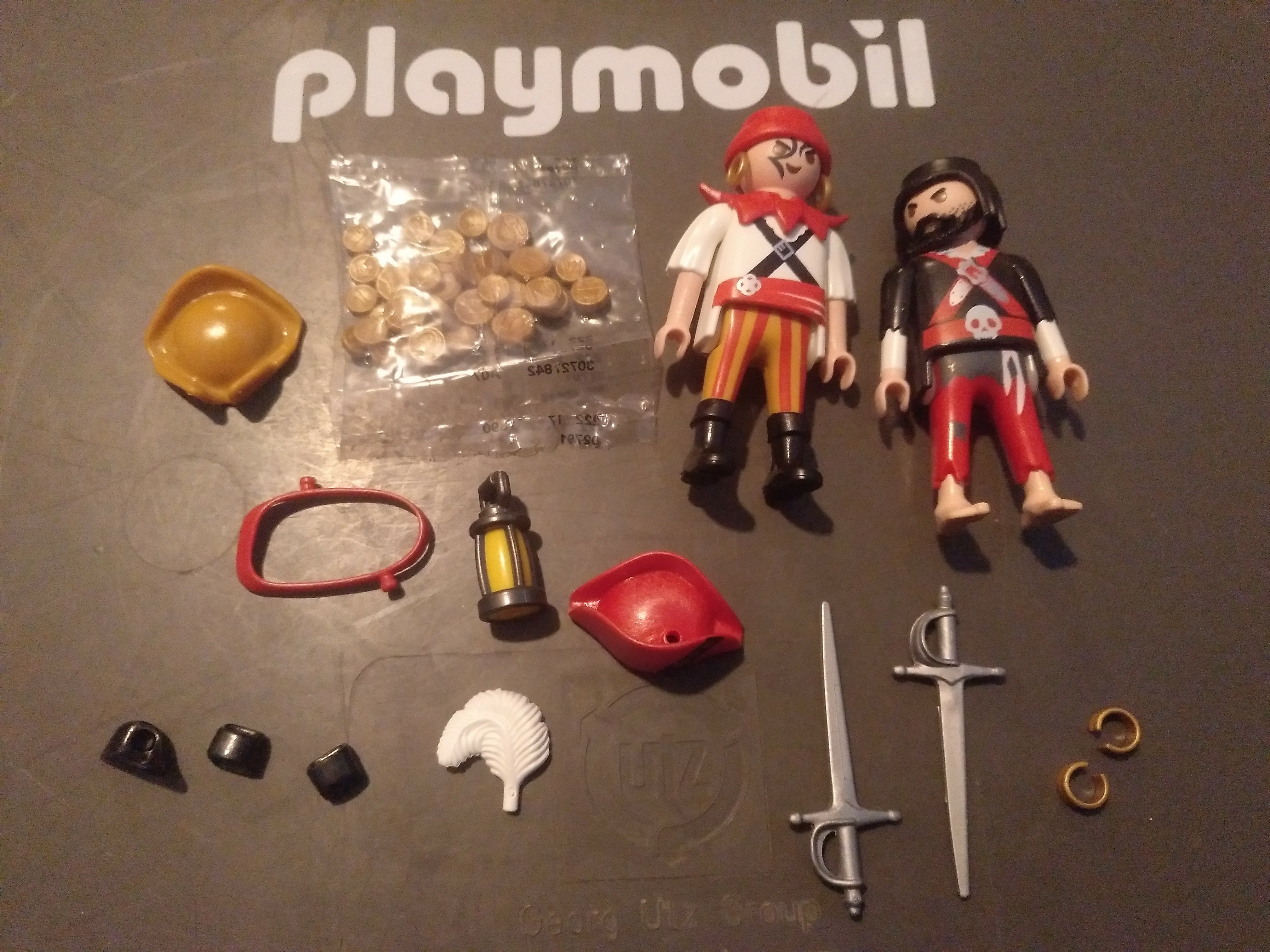 PLAYMOBIL PIRATAS CON MONEDAS DE ORO EN BOLSA CERRADA