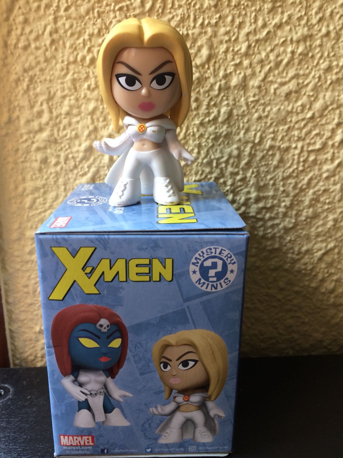 MYSTERY MINI X-MEN . EMMA FRST