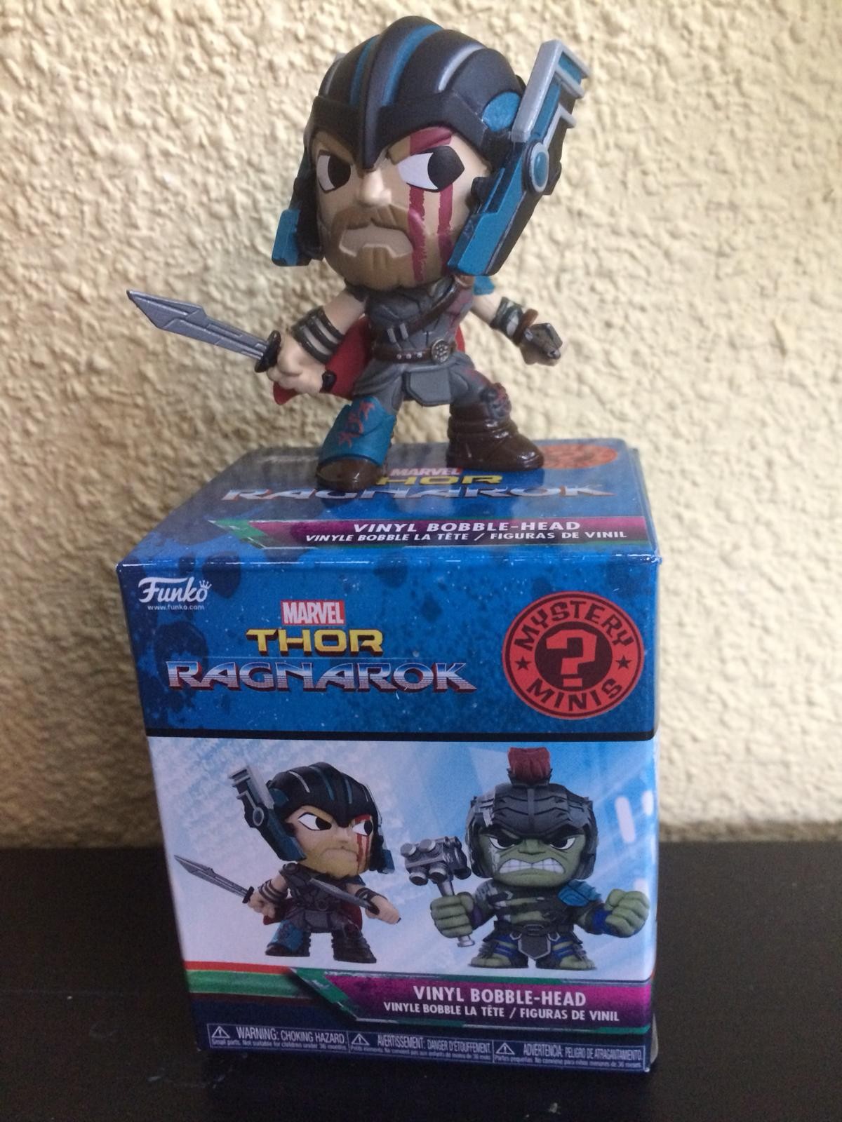 MYSTERY MINIS THOR RAGNAROK -THOR CON CASCO
