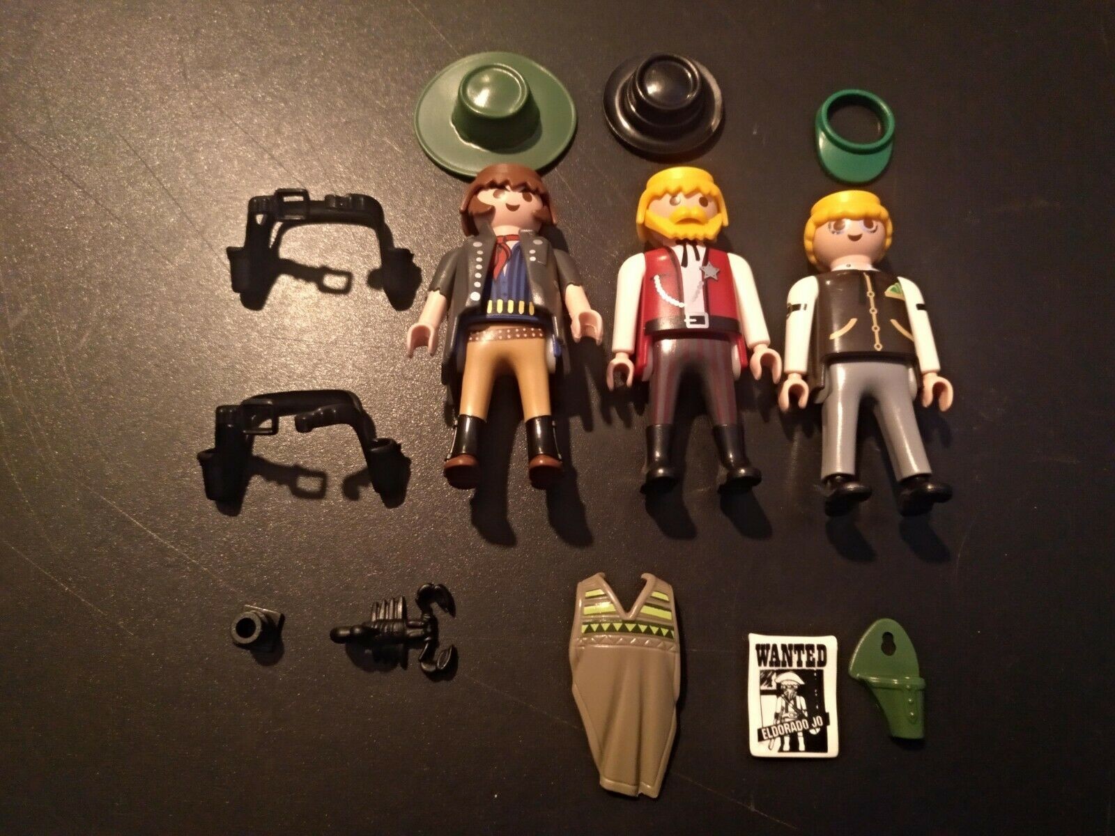 PLAYMOBIL TRIO DE FIGURAS DEL OESTE CON ACCESORIOS EN BOLSA CERRADA