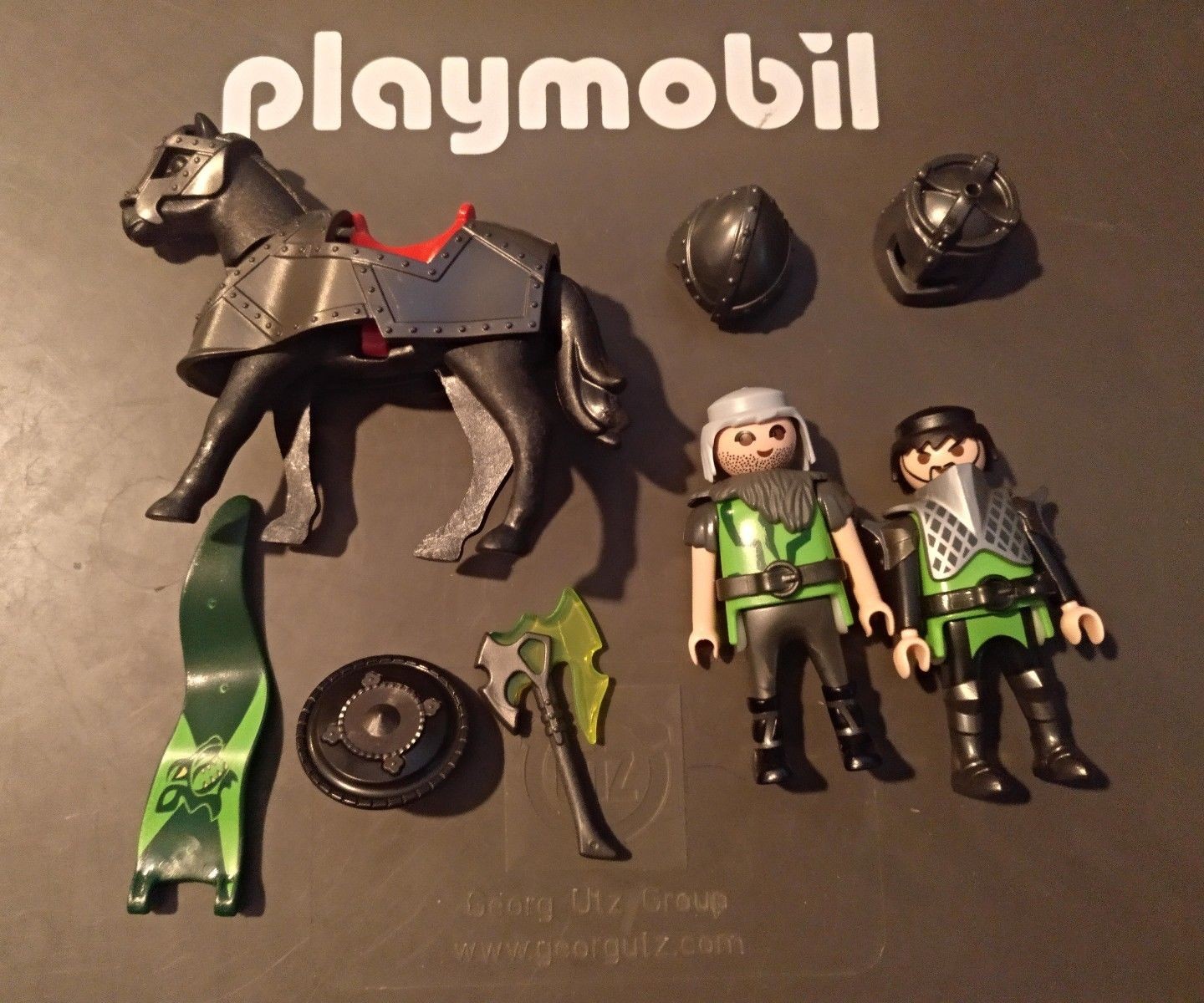 PLAYMOBIL GUERREROS MEDIEVALES CON CABALLO Y ACCESORIOS EN BOLSA CERRADA