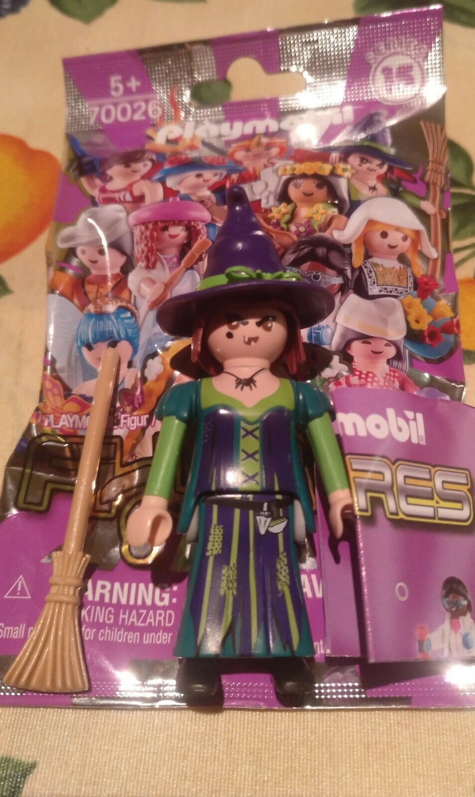 PLAYMOBIL MUJER VAMPIRA - BRUJA SERIE 15