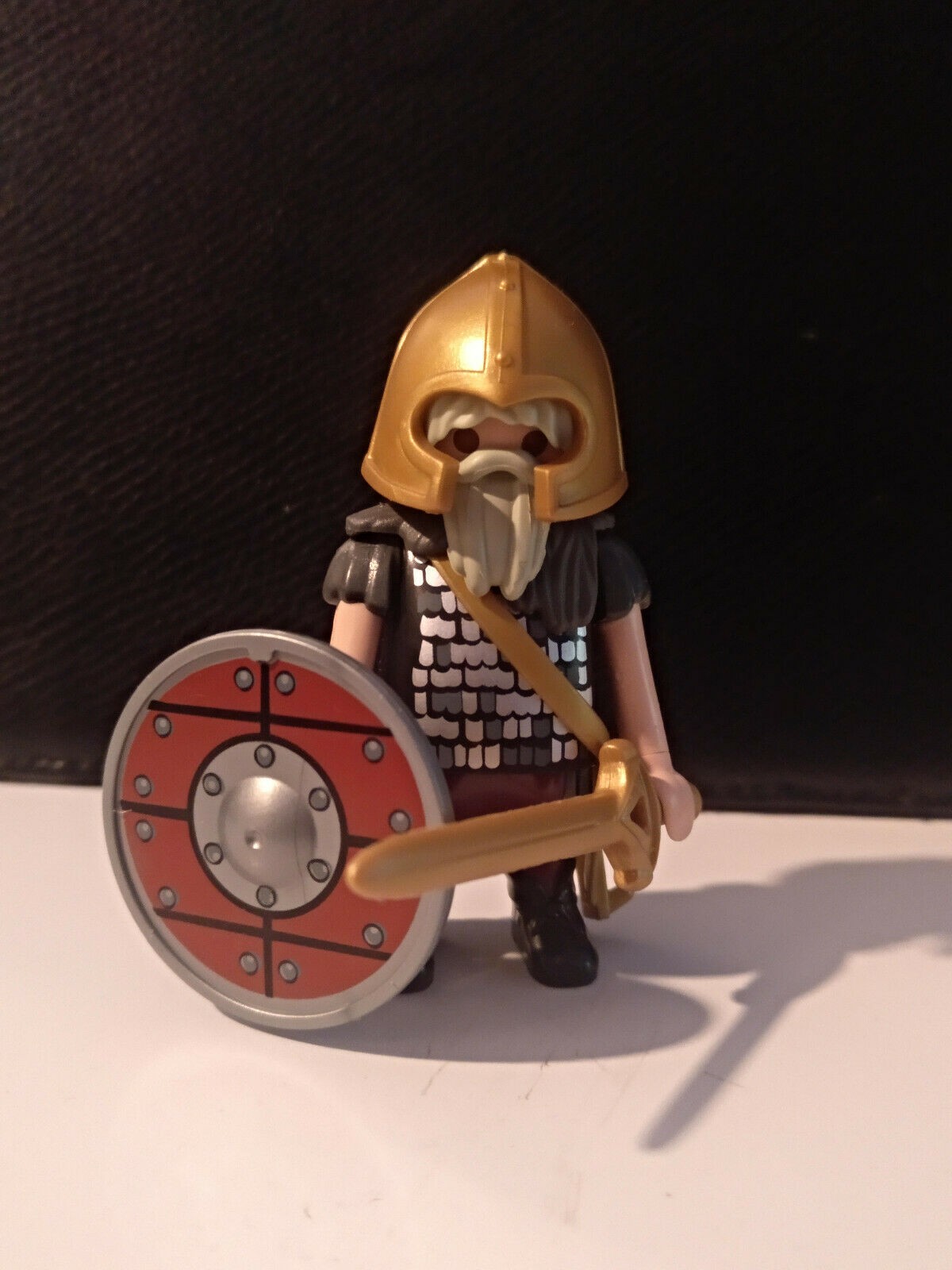 PLAYMOBIL GUERRERO ENANO COMPLETO CON ESCUDO