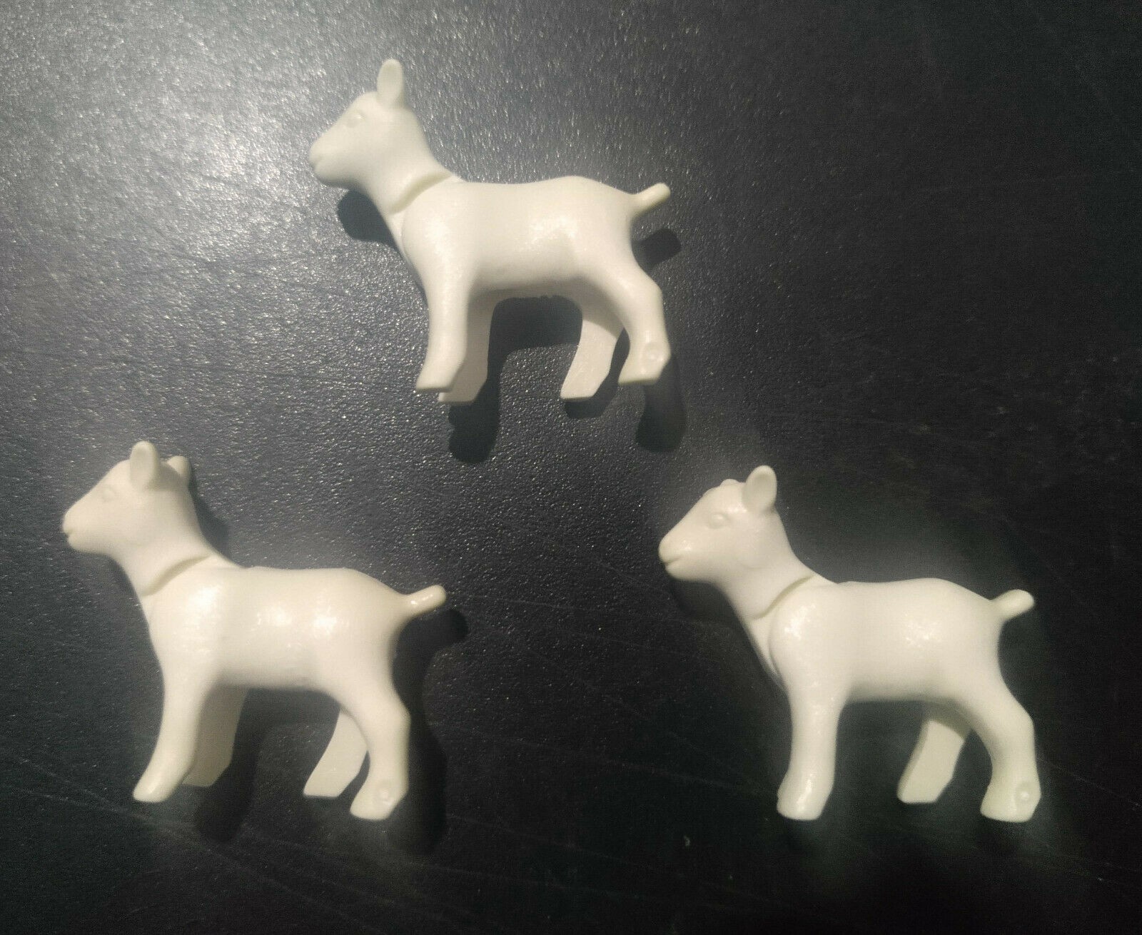 PLAYMOBIL TRIO DE CABRITOS BLANCOS