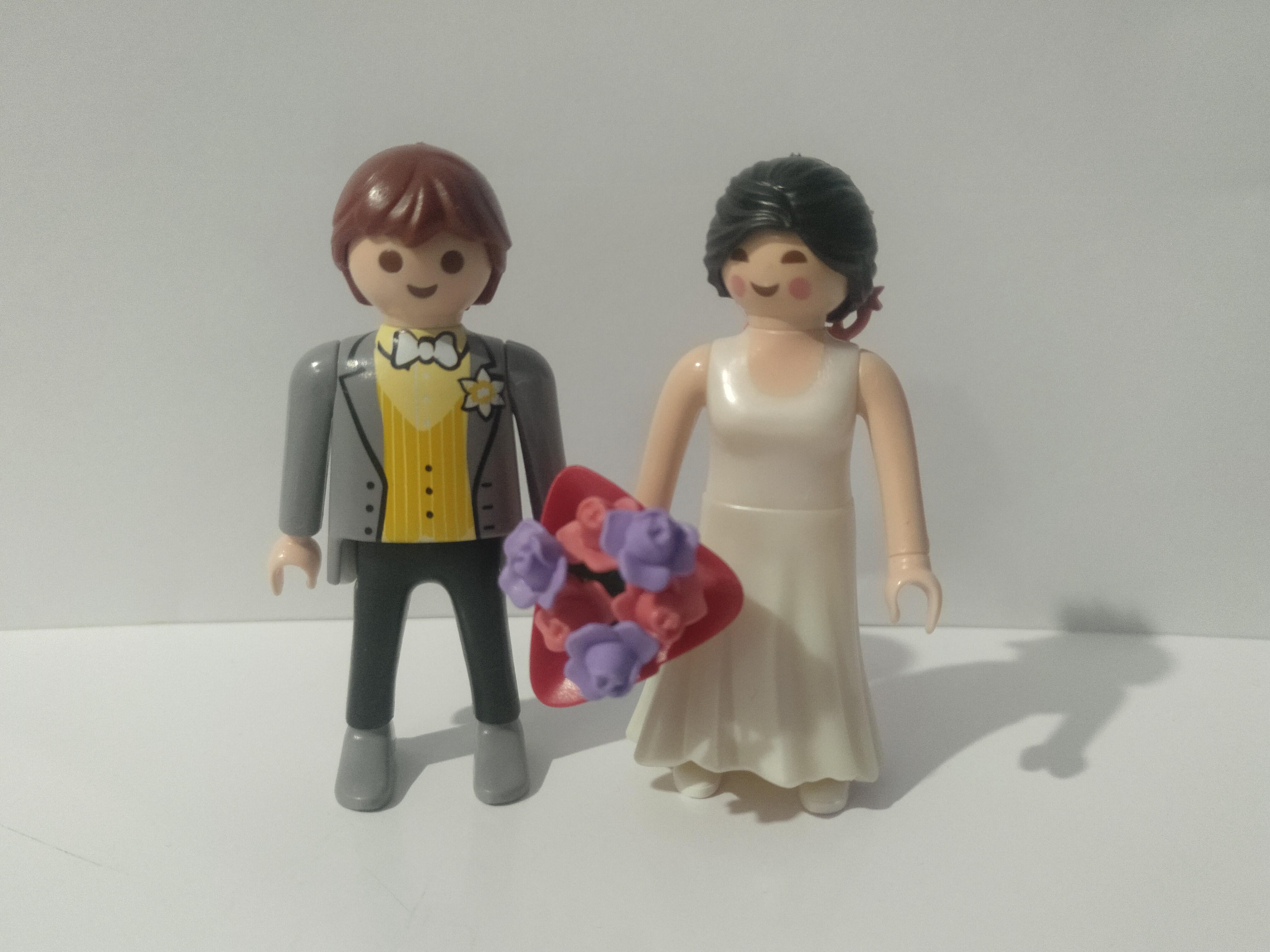 PLAYMOBIL PAREJA DE NOVIOS CON RAMO