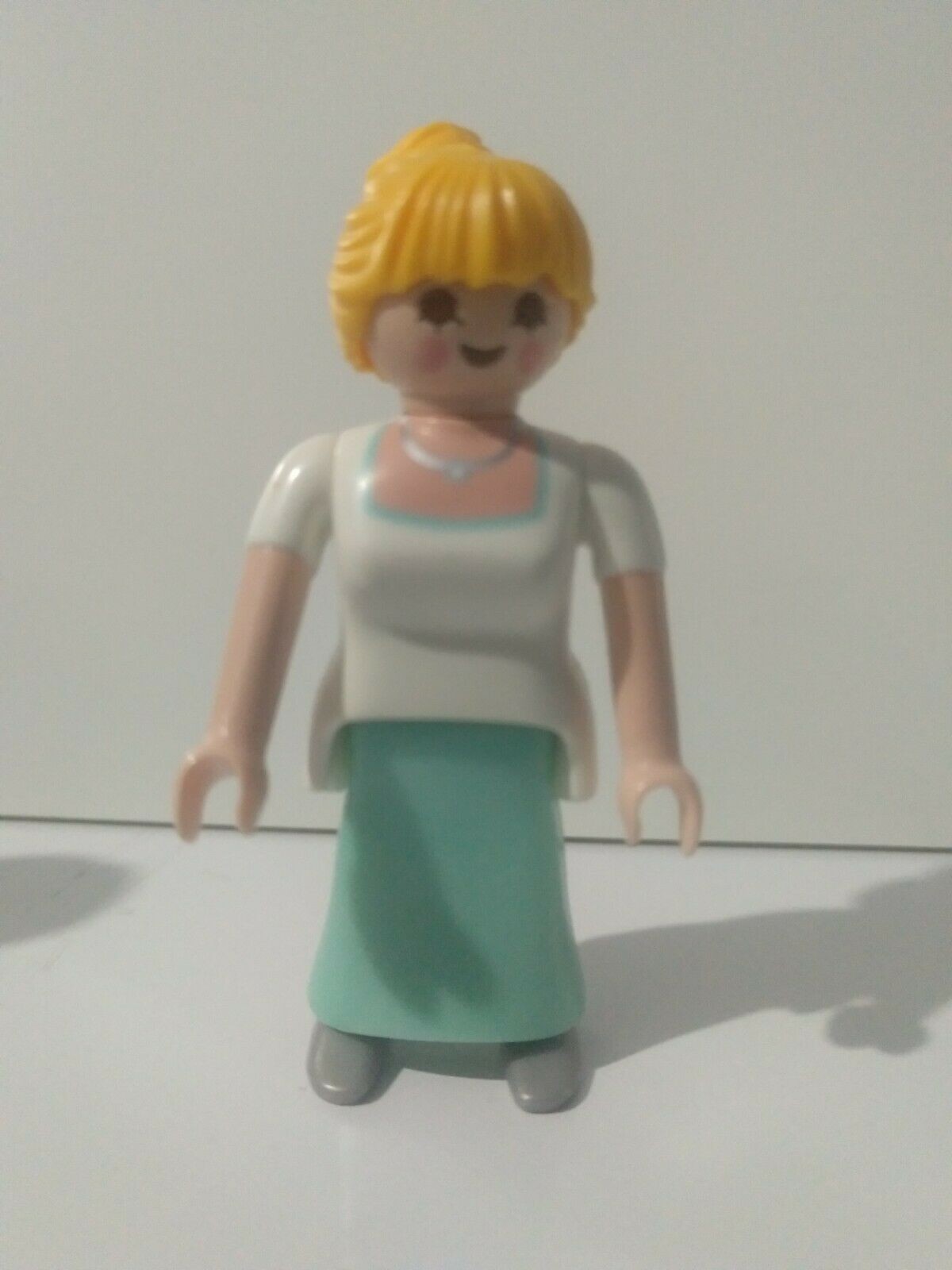PLAYMOBIL ALDEANA RUBIA , BELEN - 14/12/19