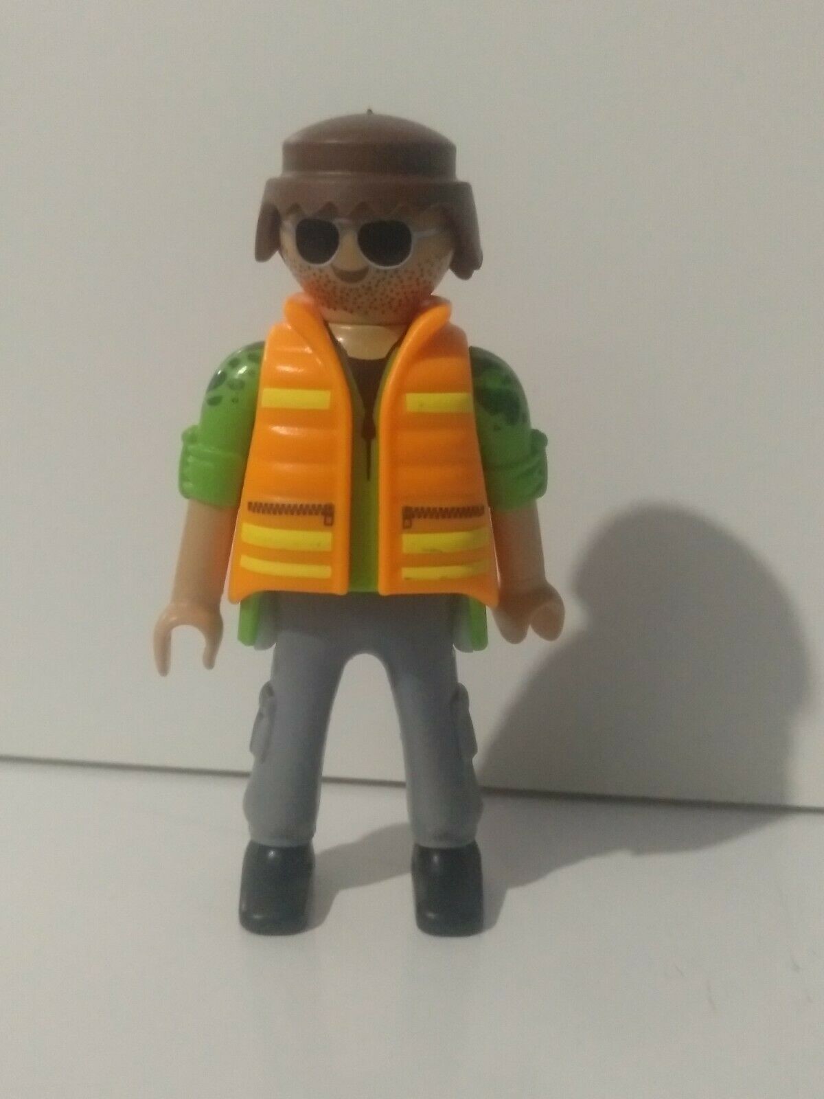 PLAYMOBIL FIGURA CAZADOR DINOSAURIOS - 24/12/19
