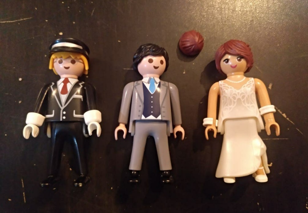 PLAYMOBIL PAREJA DE NOVIOS CON CHOFER