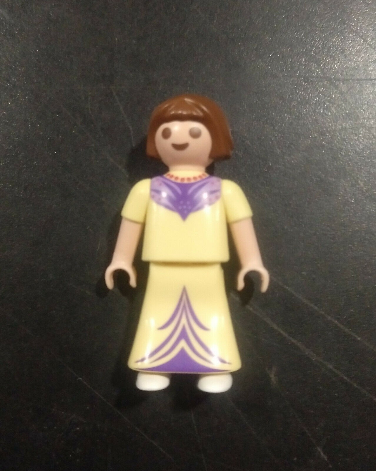 PLAYMOBIL NIÑA PRINCESA AMARILLA - 30/5/20