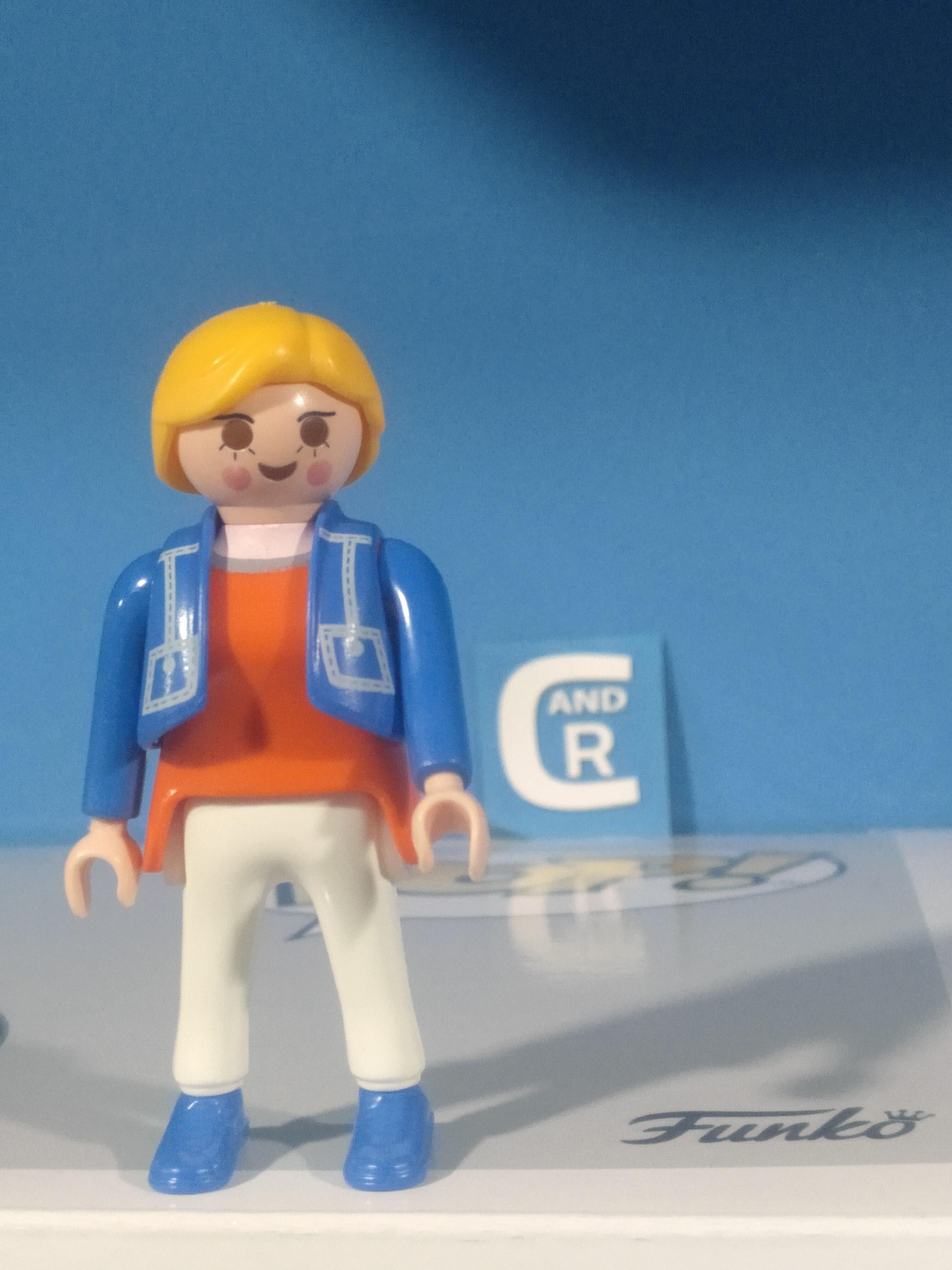 PLAYMOBIL FIGURA CHICA CITY RUBIA - 20/11/18