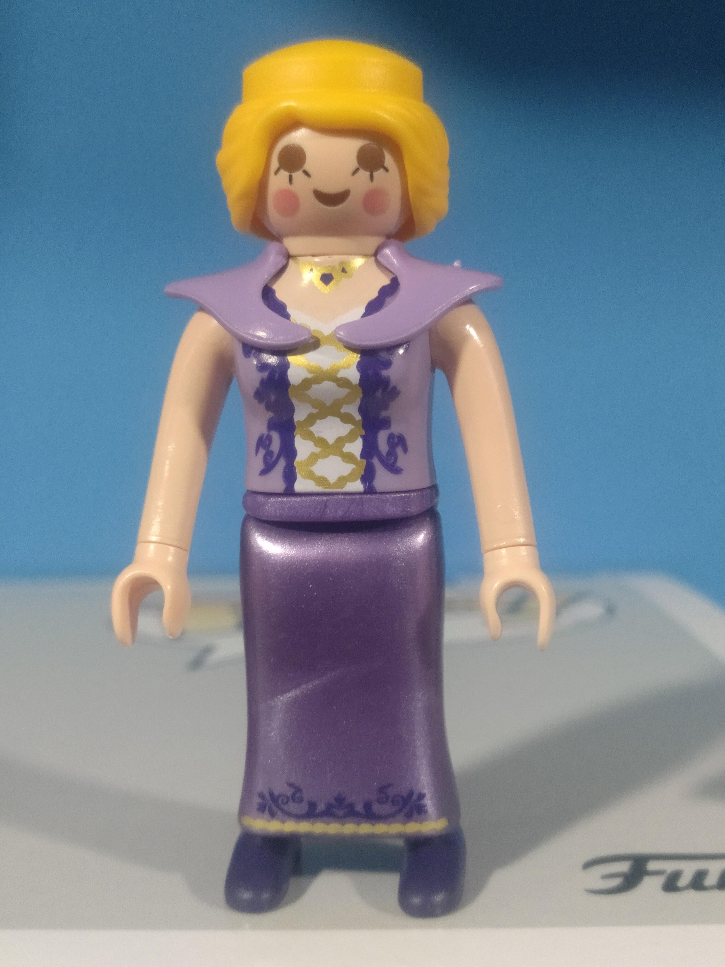 PLAYMOBIL FIGURA PRINCESA MORADA PELO RUBIO - 25/8/20