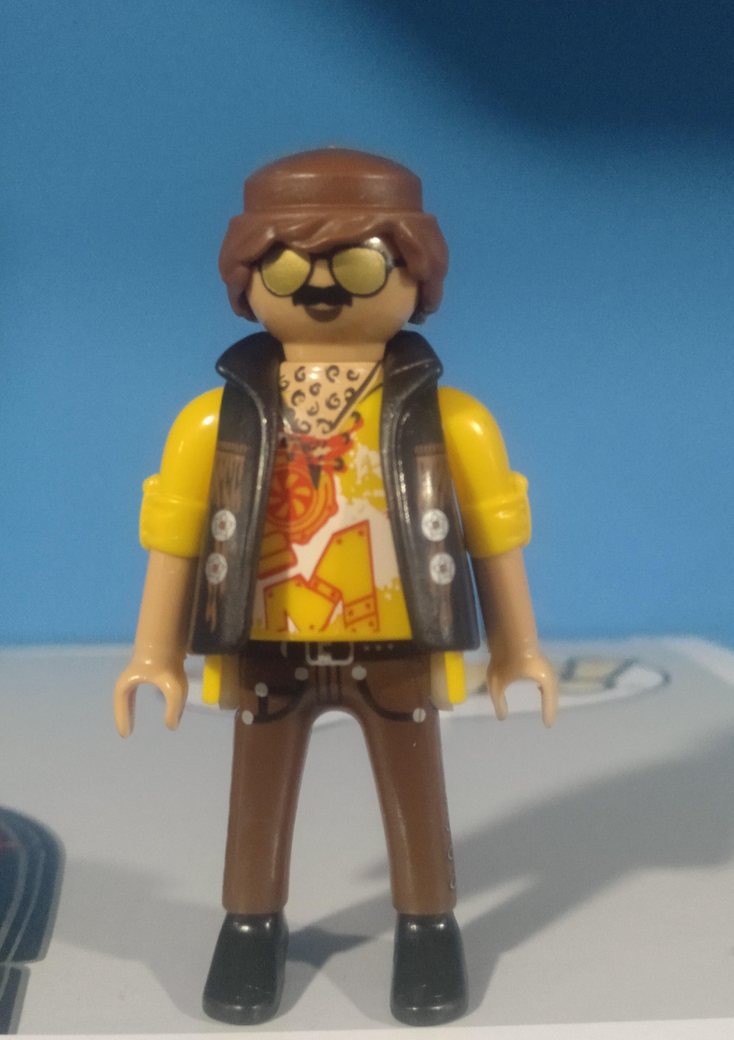PLAYMOBIL FIGURA MALOTE , MODERNO , CARA TORRENTE - 26/12/19