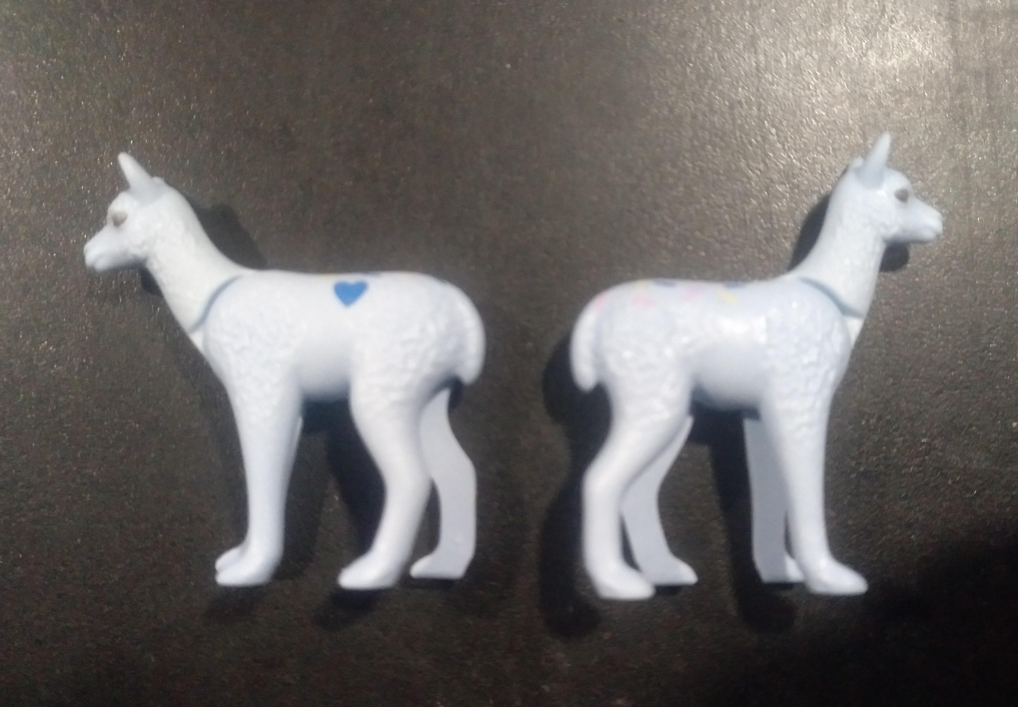 PLAYMOBIL PAREJA DE ALPACAS AZULES PEQUEÑAS - 8/1/21