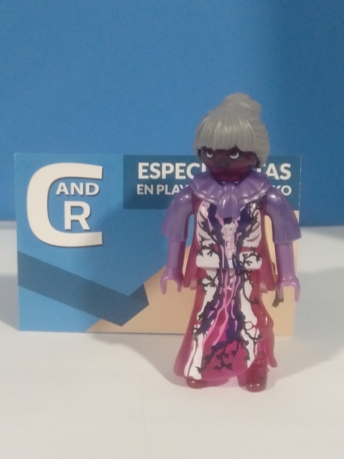 PLAYMOBIL FIGURA MUJER FANTASMA - 20/1/21