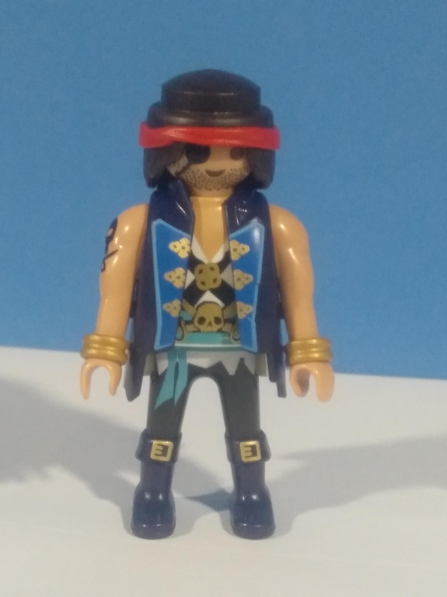 PLAYMOBIL PIRATA MUSCULOSO - 11/3/21