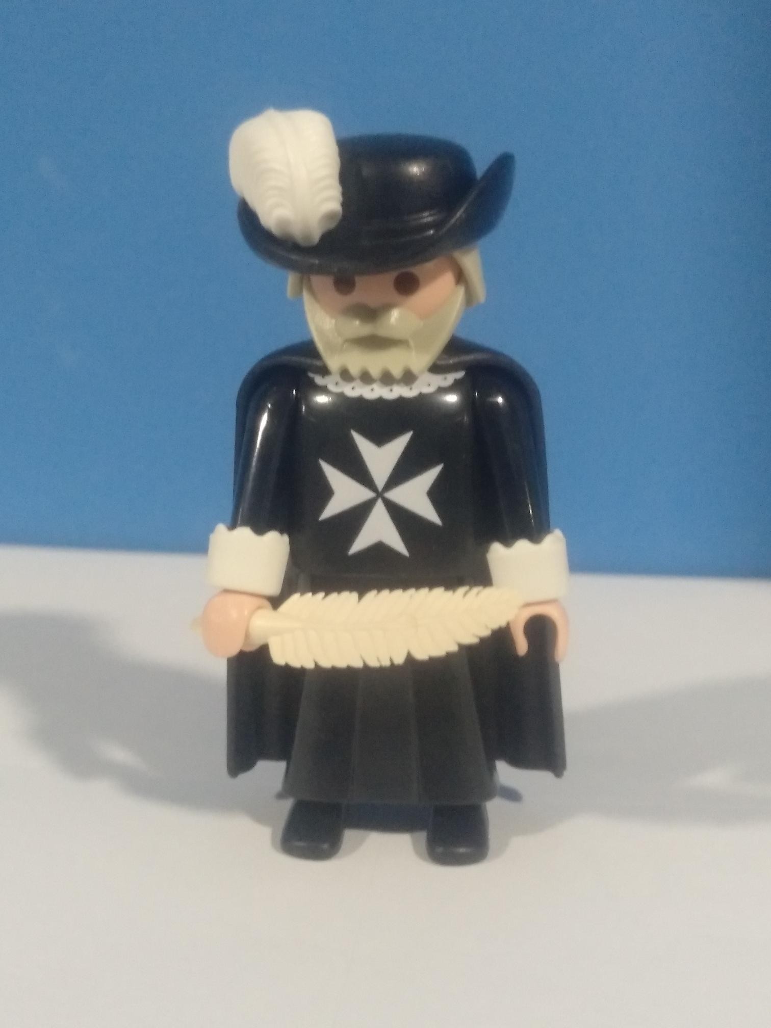 PLAYMOBIL MALTES CON PLUMA -13/3/21