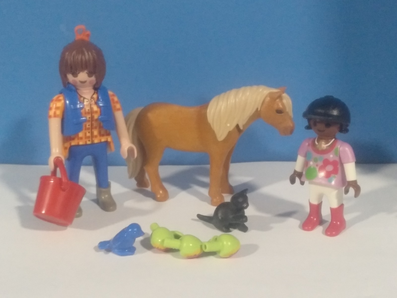 PLAYMOBIL MUJER CON NIÑA Y PONY - 18/3/21