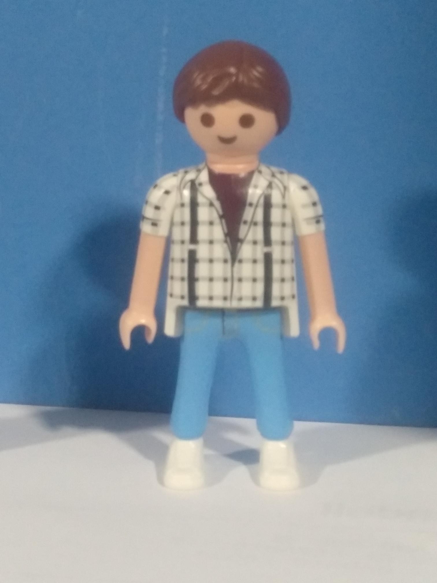 PLAYMOBIL MARTY CON TIRANTES REGRESO AL FUTURO - 27/5/21