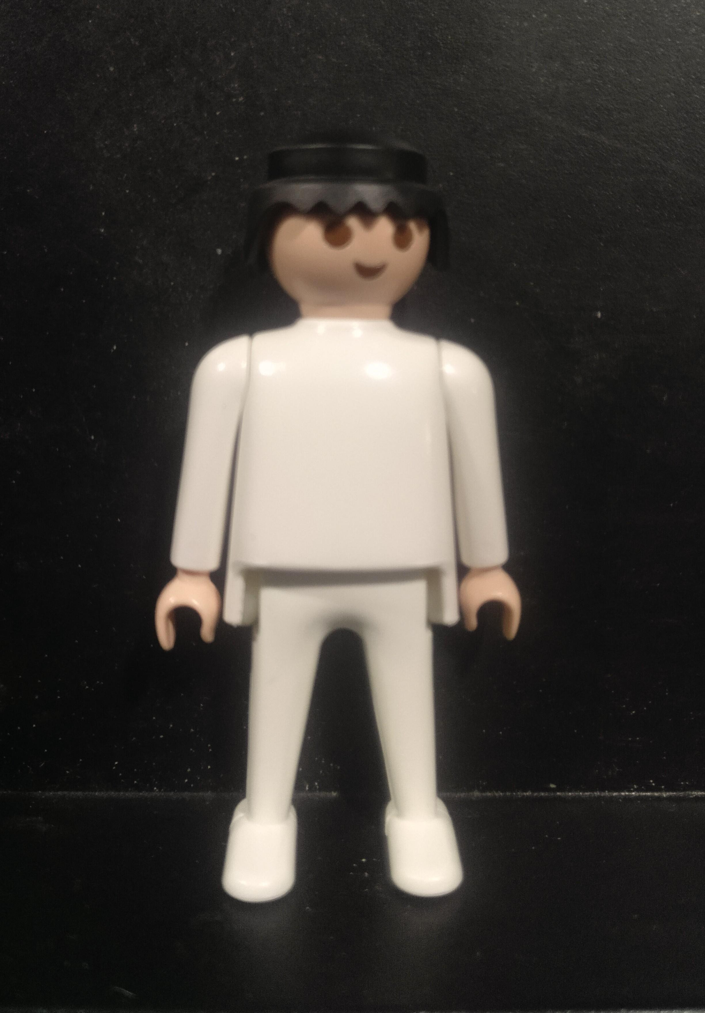 PLAYMOBIL FIGURA HOMBRE CLASICO BLANCO - 11/11/20