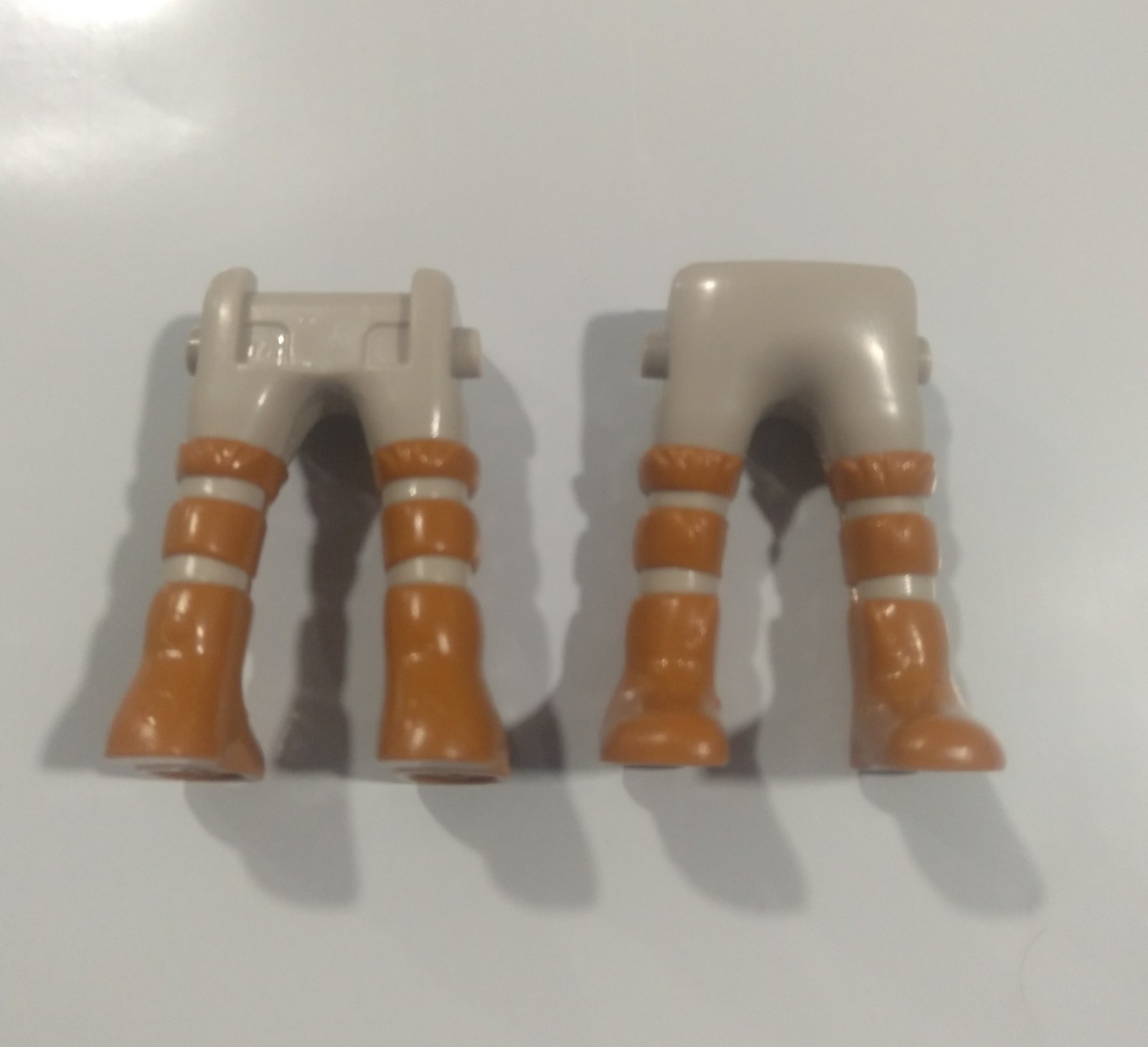 PLAYMOBIL PAREJA PIERNAS VIKINGO , MEDIEVAL BOTA MARRON - 4/8/21