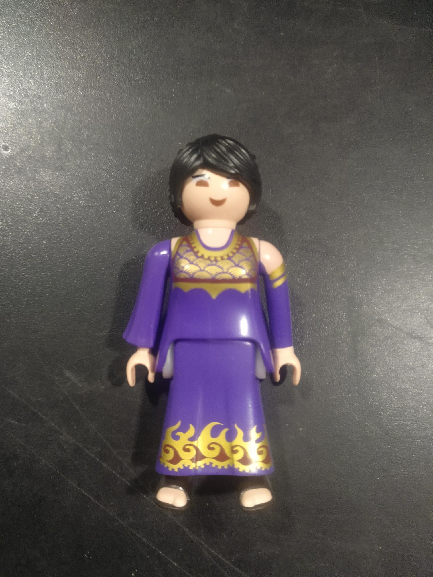 PLAYMOBIL MUJER ASIATICA - 13/8/21