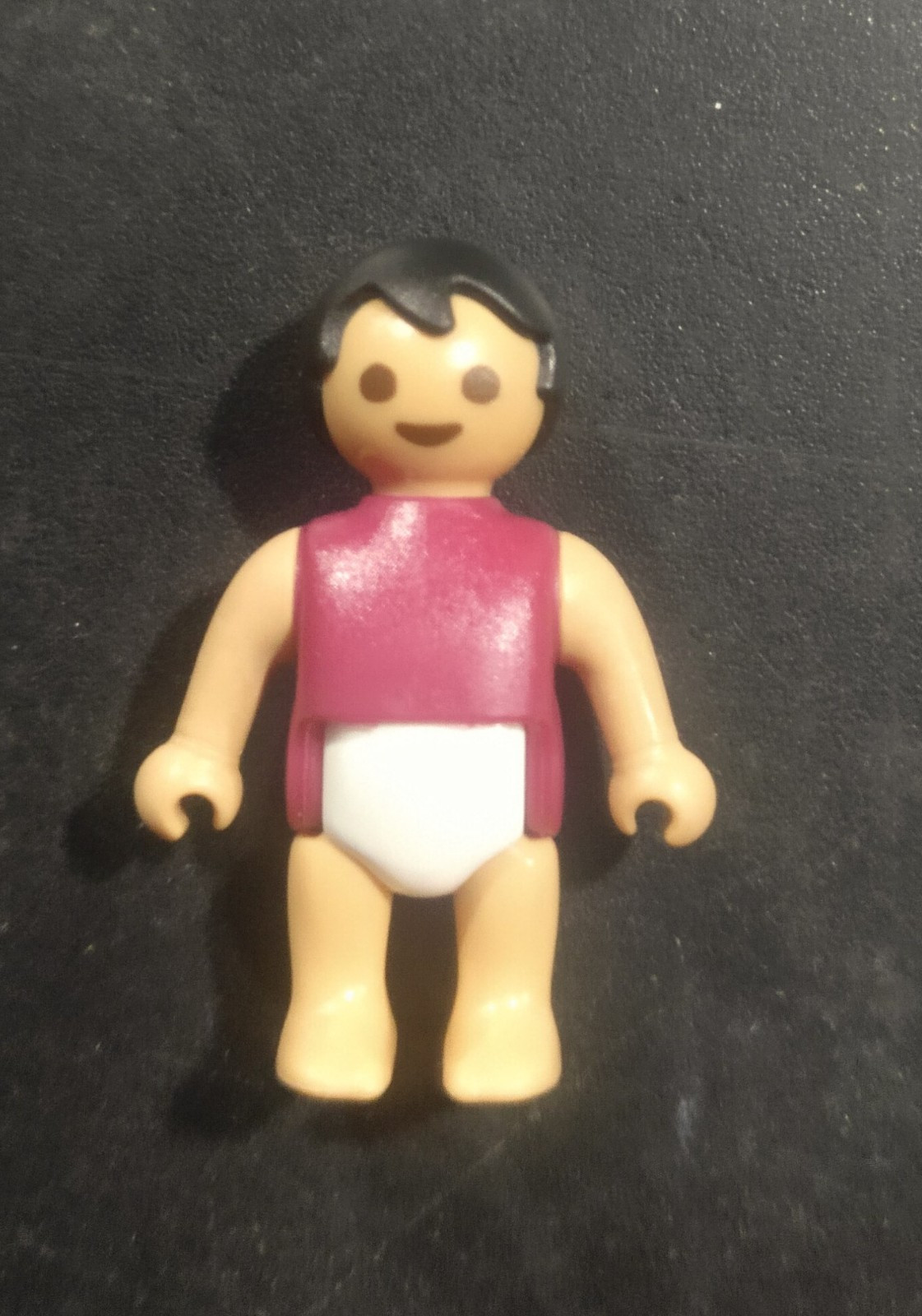 PLAYMOBIL BEBE CAMISETA MORADA - 13/8/21