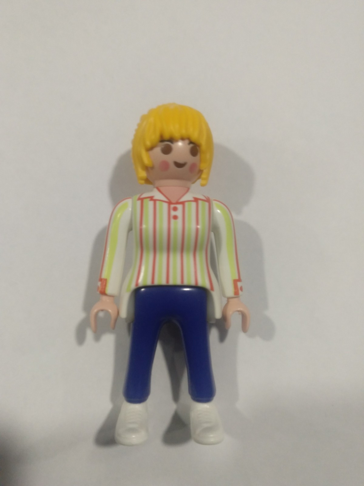 PLAYMOBIL FIGURA MUJER CAMARERA - 14/9/21
