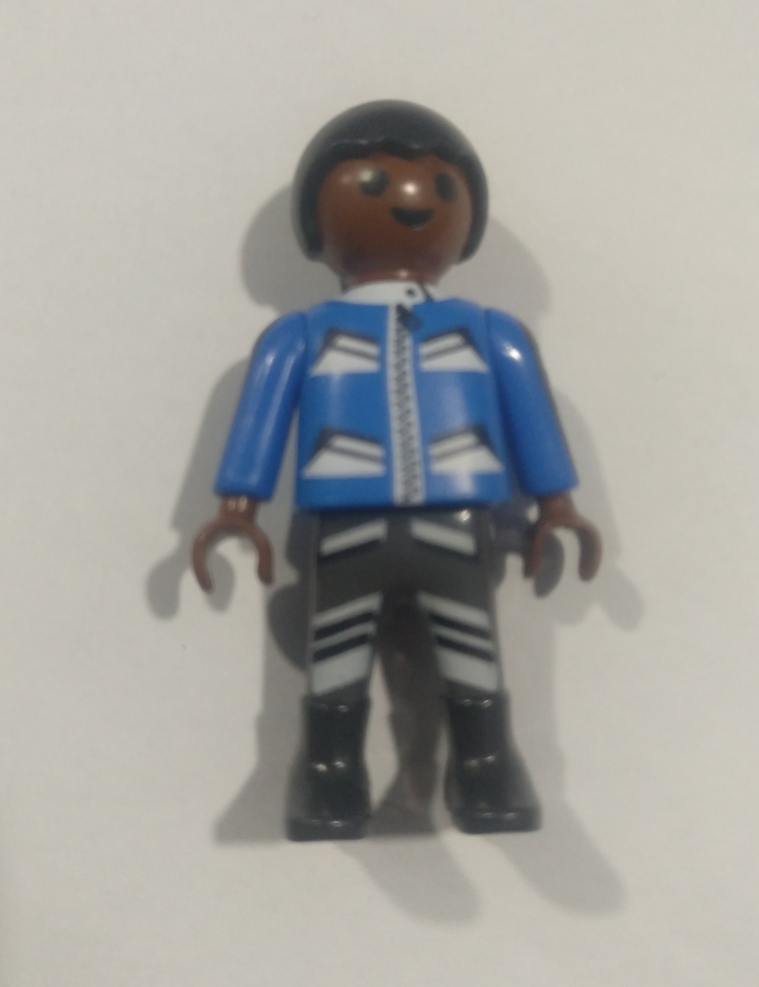 PLAYMOBIL NIÑO NEGRO - 21/10/21