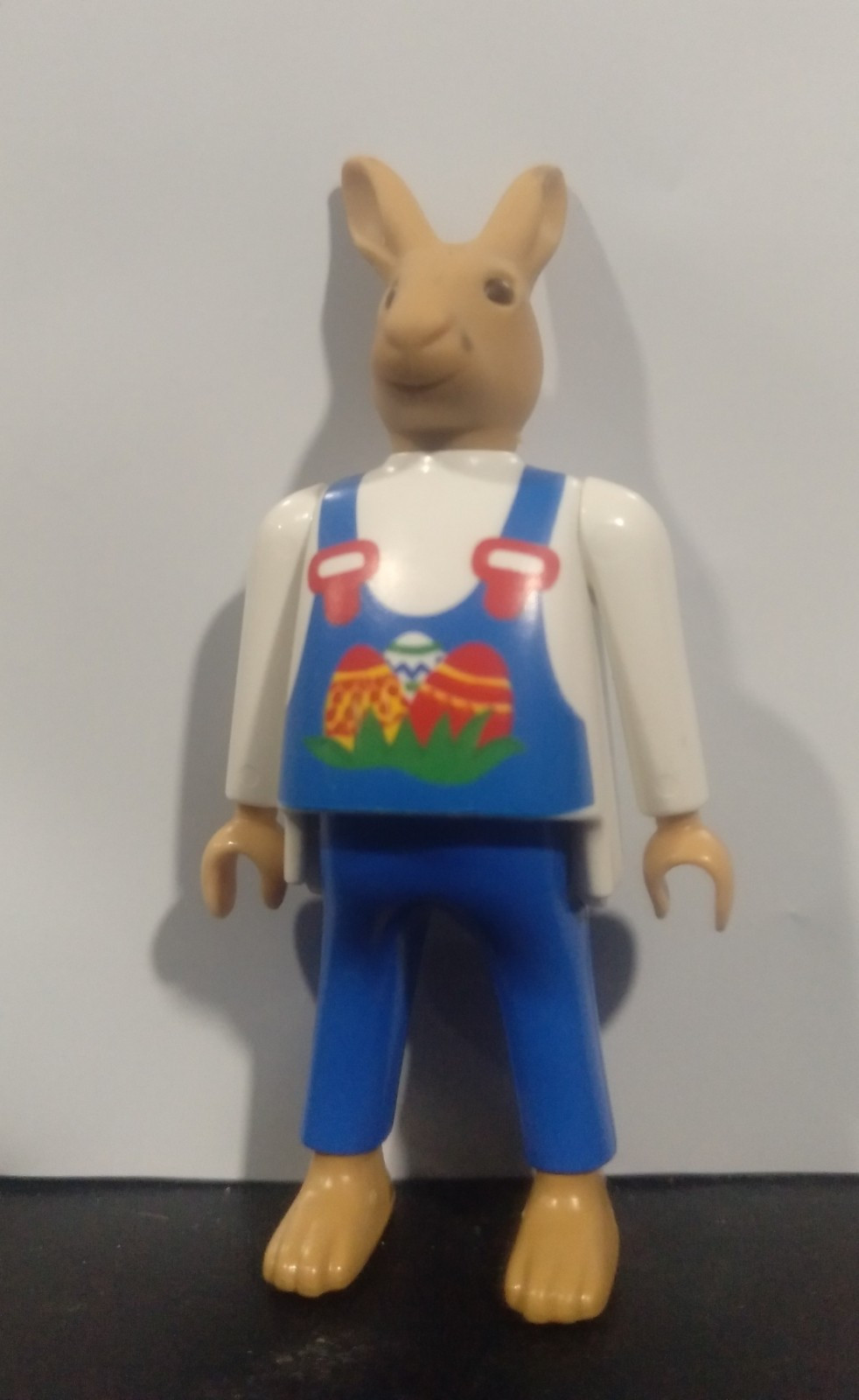 PLAYMOBIL FIGURA HOMBRE CON CARA DE CONEJO - 23/11/21