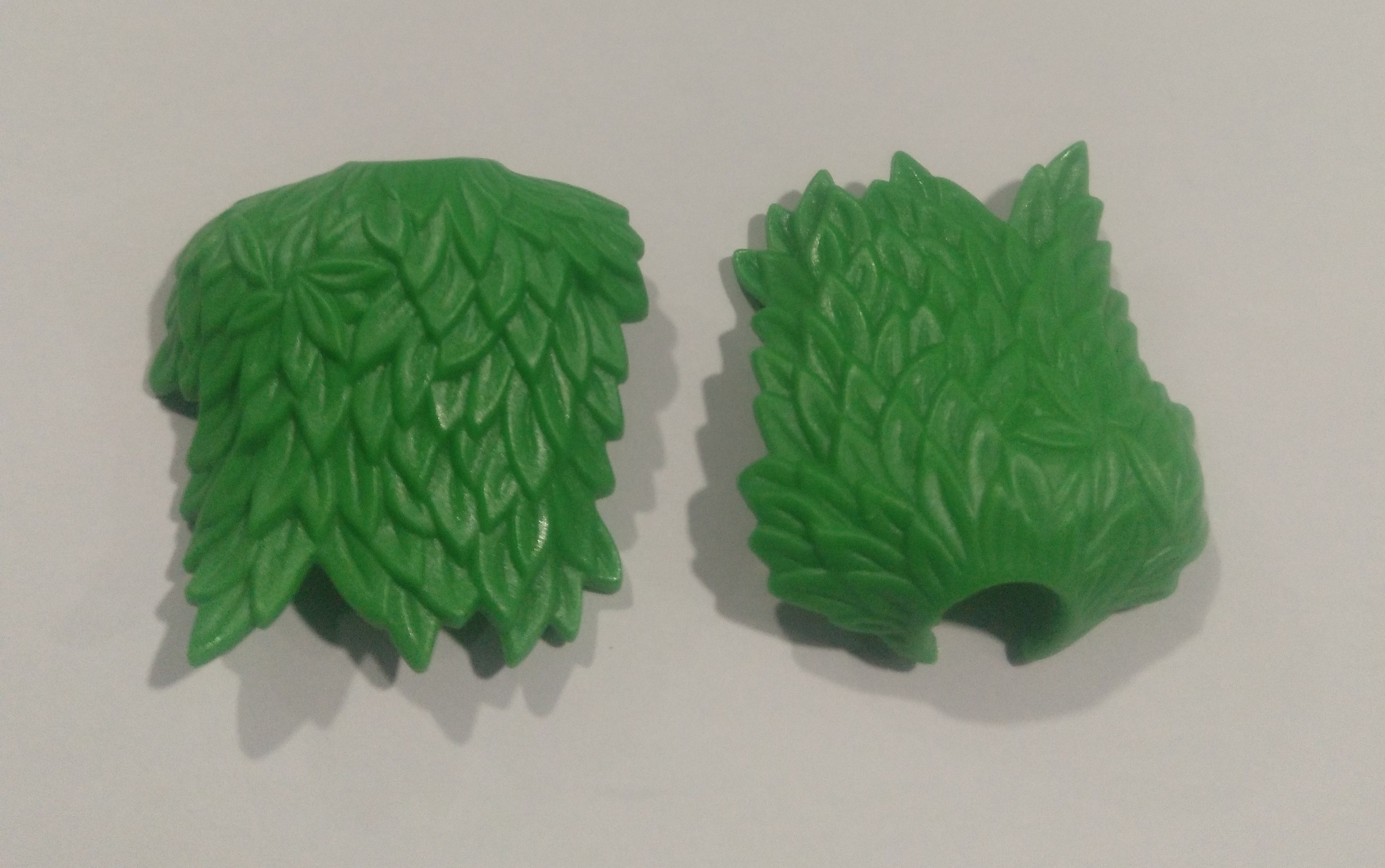 PLAYMOBIL PAREJA CAPA VERDE FORMA HOJAS , DUENDES - 21/10/21