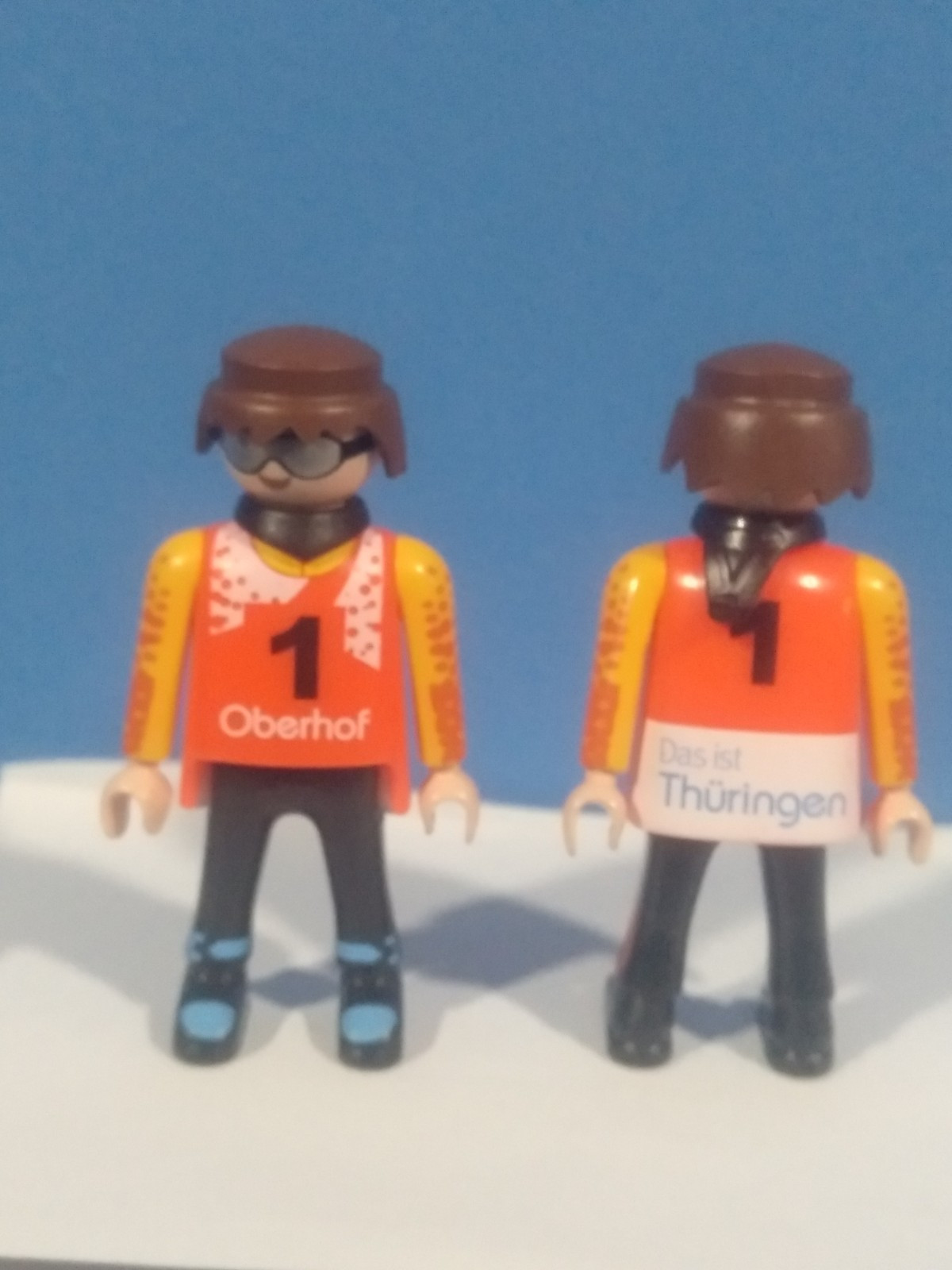 PLAYMOBIL FIGURA MOTORISTA - 27/1/22