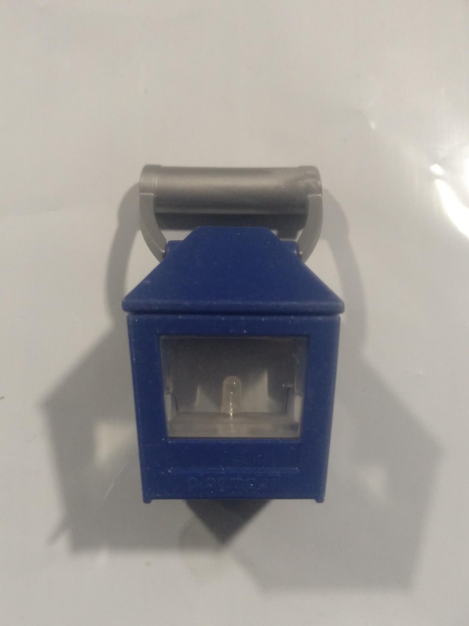 PLAYMOBIL FAROL CON LUZ REAL , PILAS , YETI - 26/1/22 PIEZAS