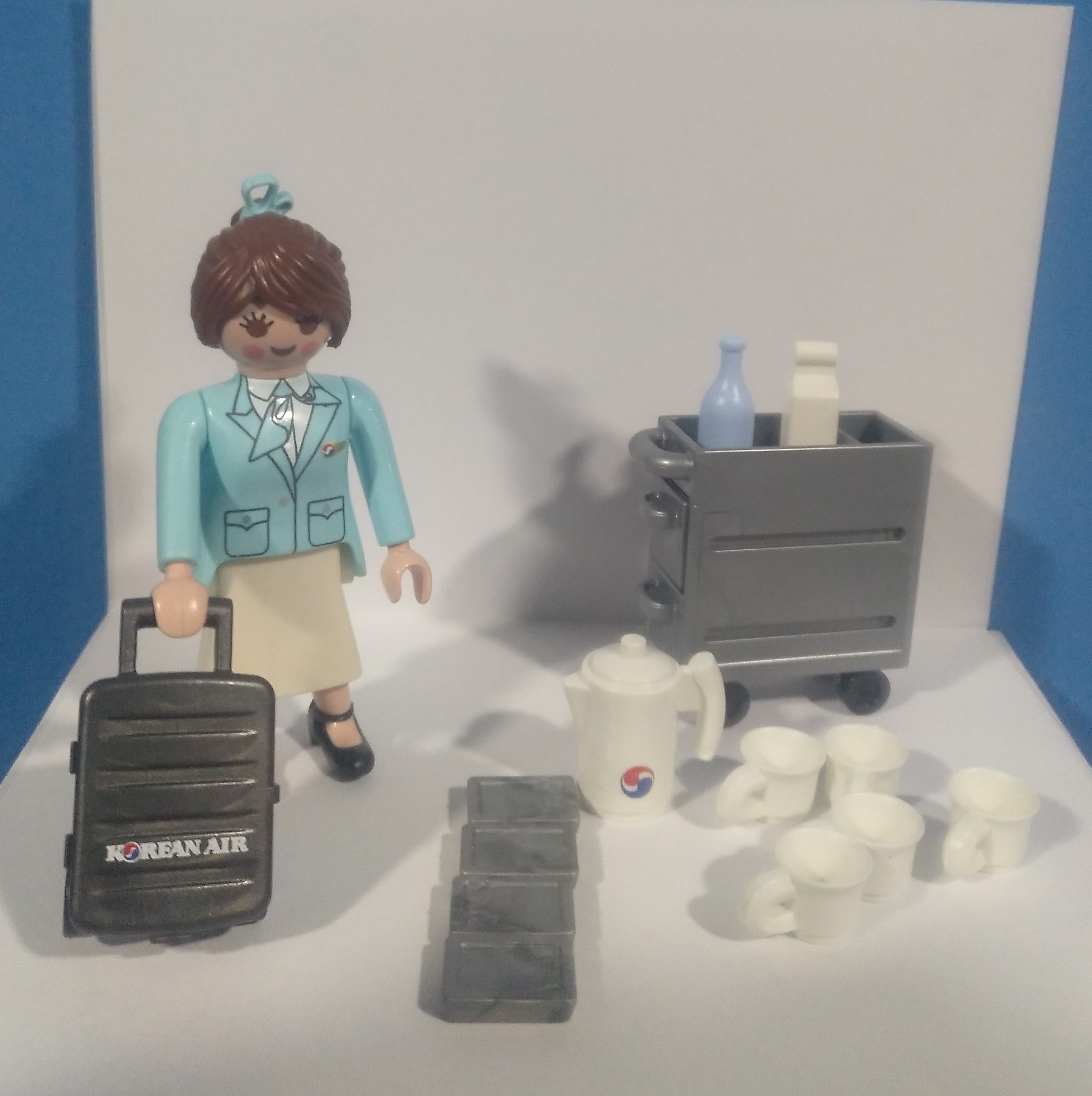 PLAYMOBIL AZAFATA AIR KOREA EN BOLSA CERRADA