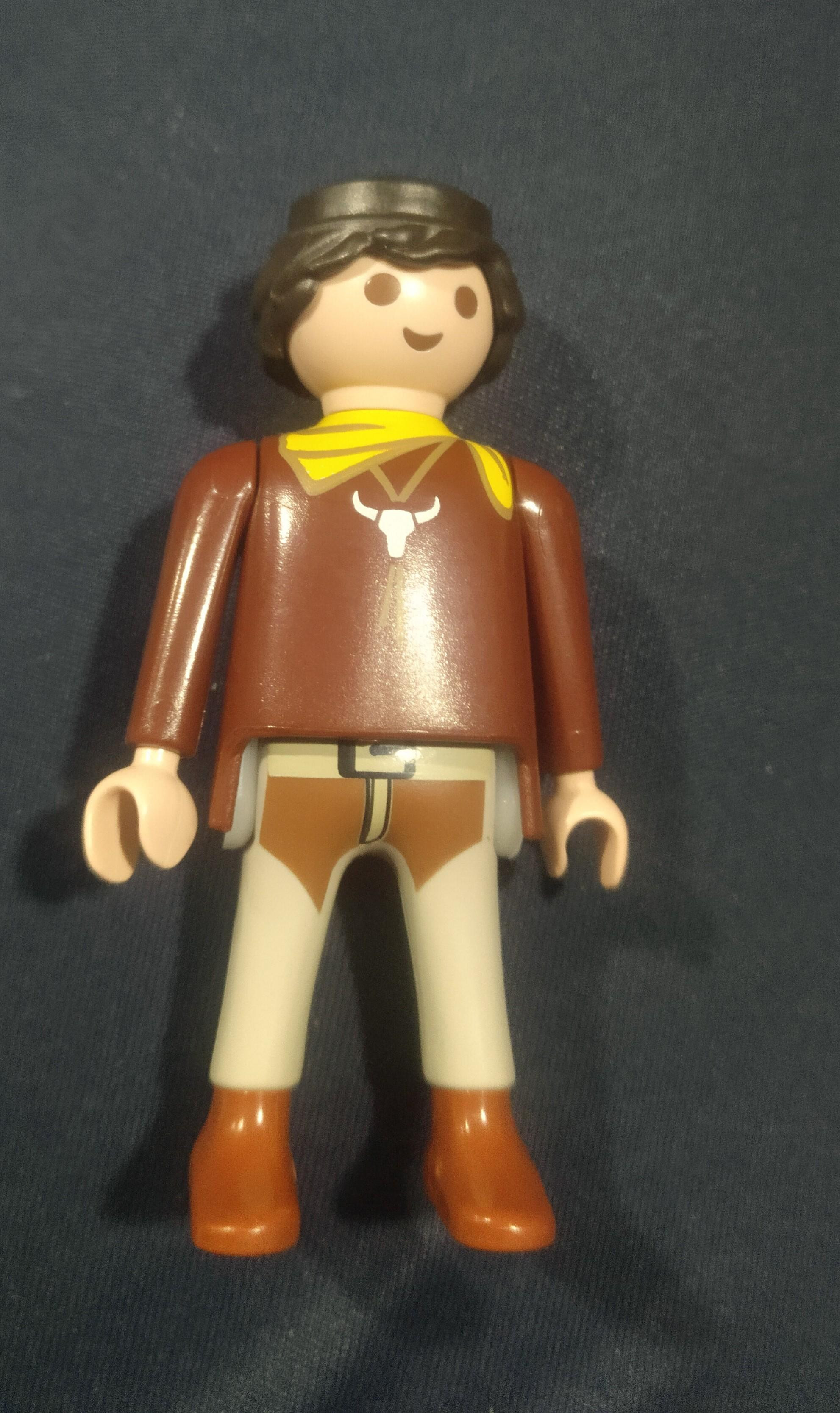 PLAYMOBIL NUEVA FIGURA OESTE 2 , BANDIDO , FORASTERO - 15/2/22