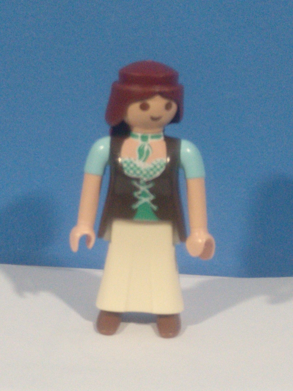 PLAYMOBIL NUEVA FIGURA ALDEANA , MUJER OESTE - 15/2/22