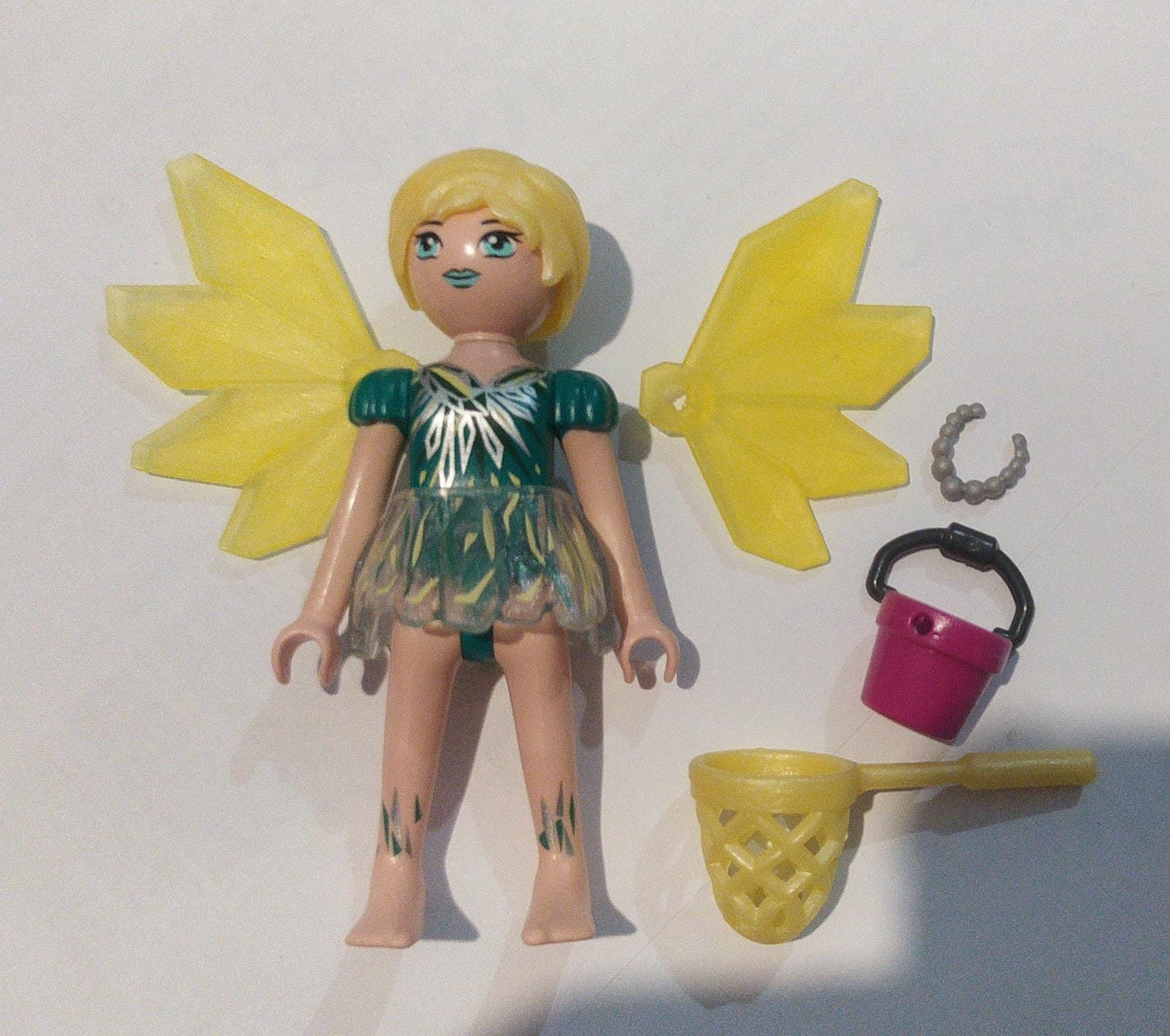 PLAYMOBIL FIGURA AYUMA COMPLETA CON ACCESORIOS - 16/3/22