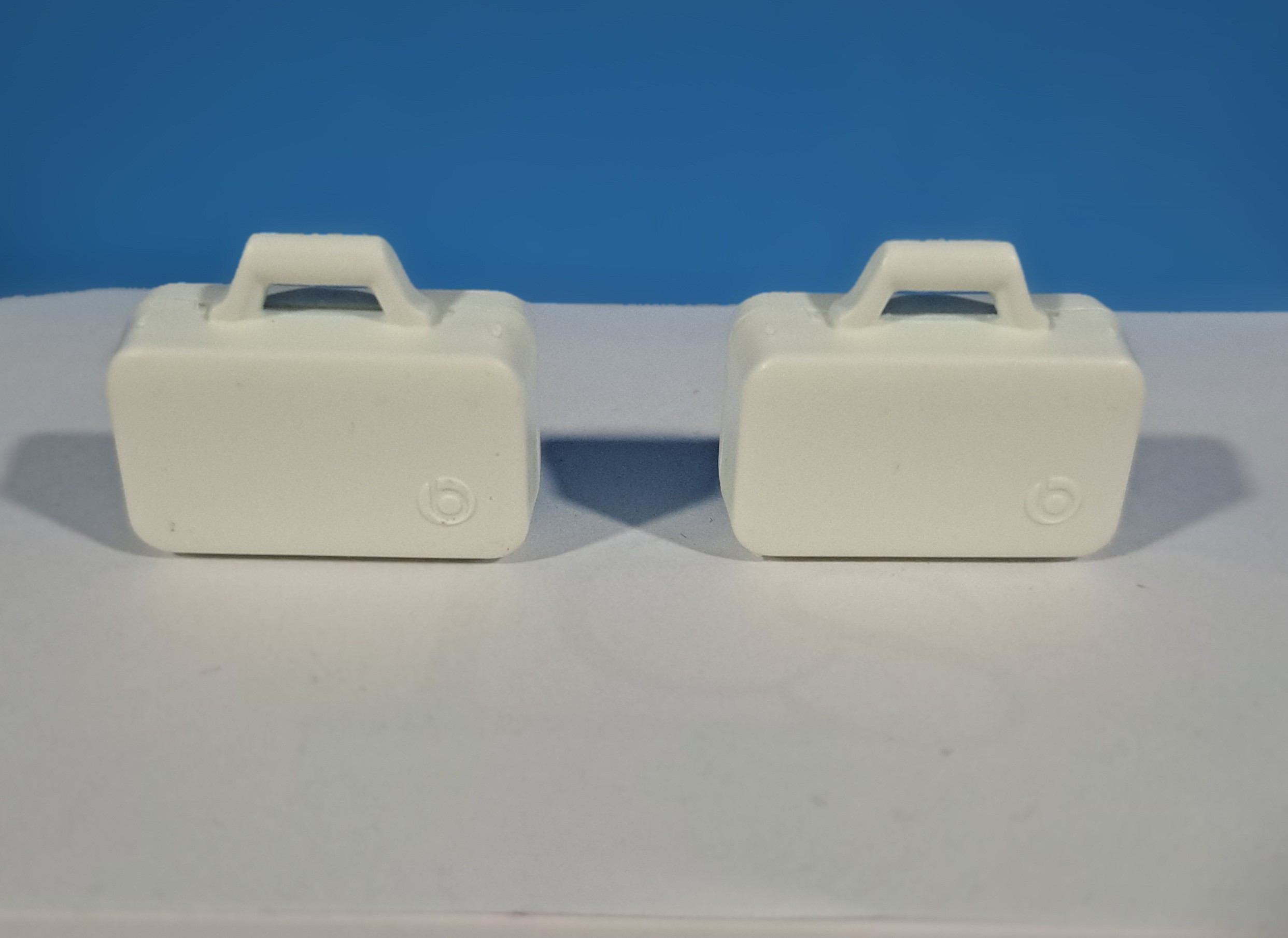 PLAYMOBIL PAREJA MALETIN BLANCO - 13/8/19