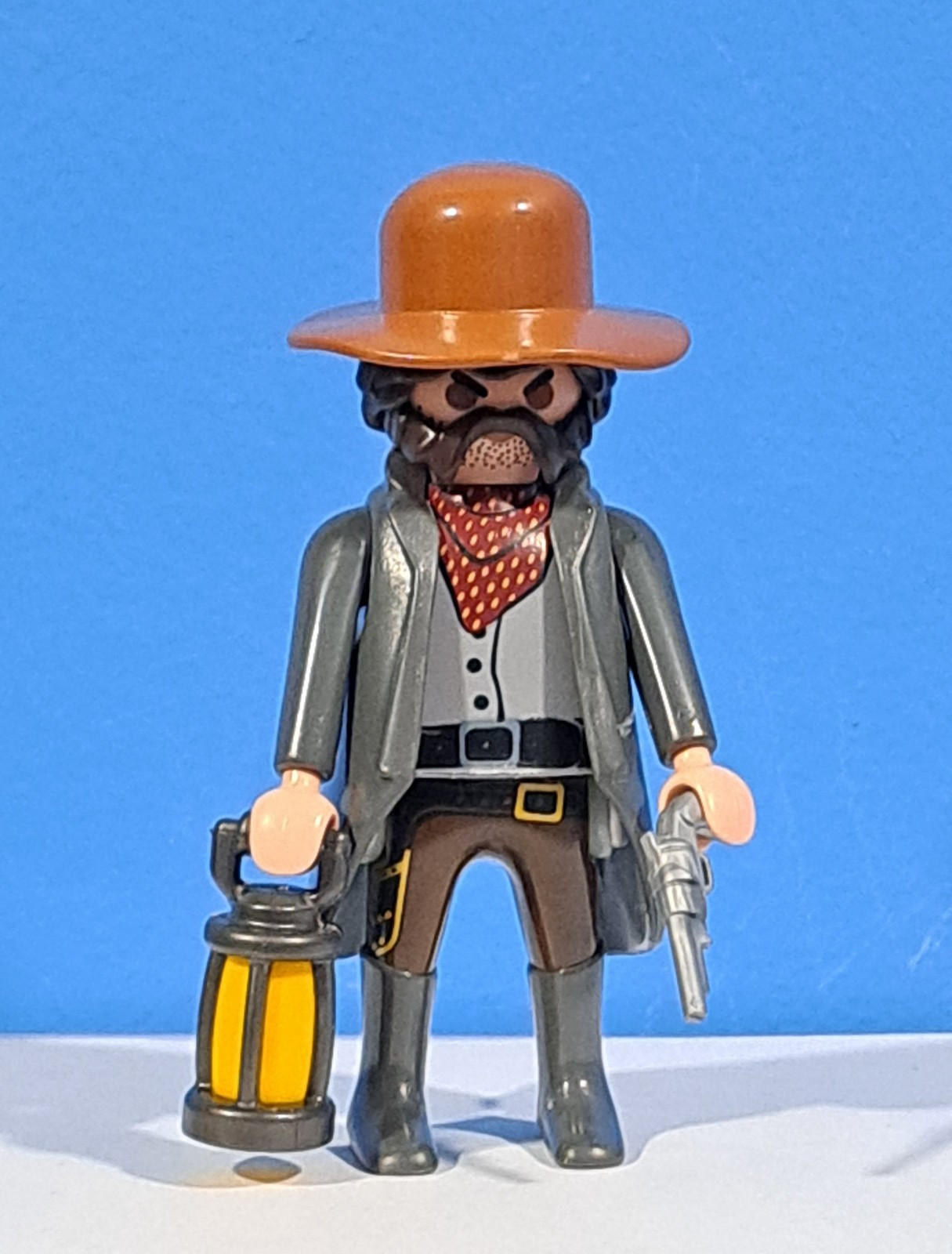 PLAYMOBIL REGRESO AL FUTURO BULFORD ´MAG DOG´TANNEN - 17/5/22