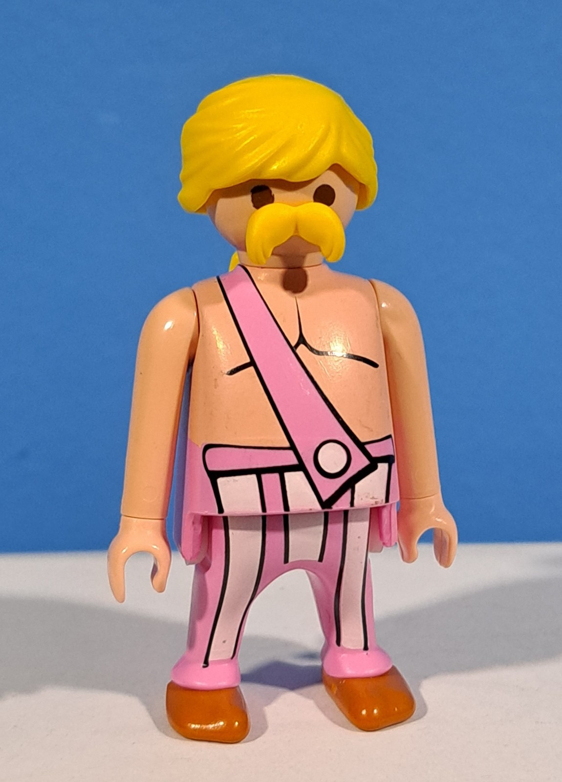 PLAYMOBIL ASTERIX Y OBELIX , GALO PANTALON ROSA 20/6/22