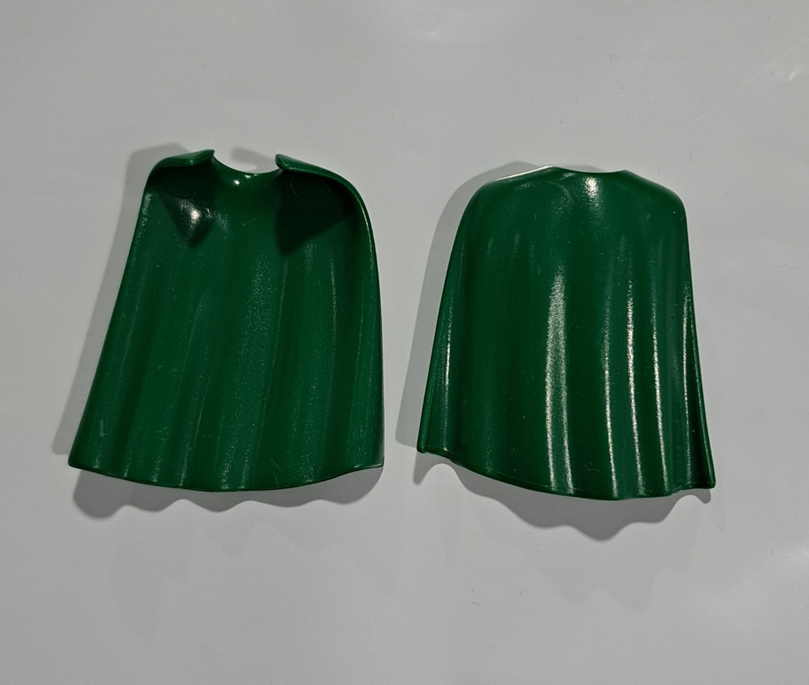 PLAYMOBIL PAREJA DE CAPAS VERDES - 9/11/15
