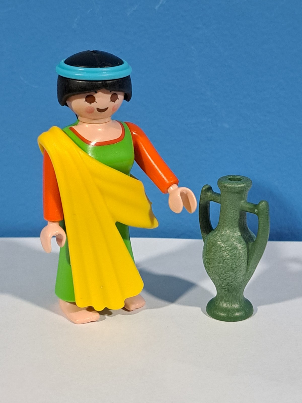 PLAYMOBIL MUJER MEDIEVAL CON TINAJA, BELEN - 18/8/22